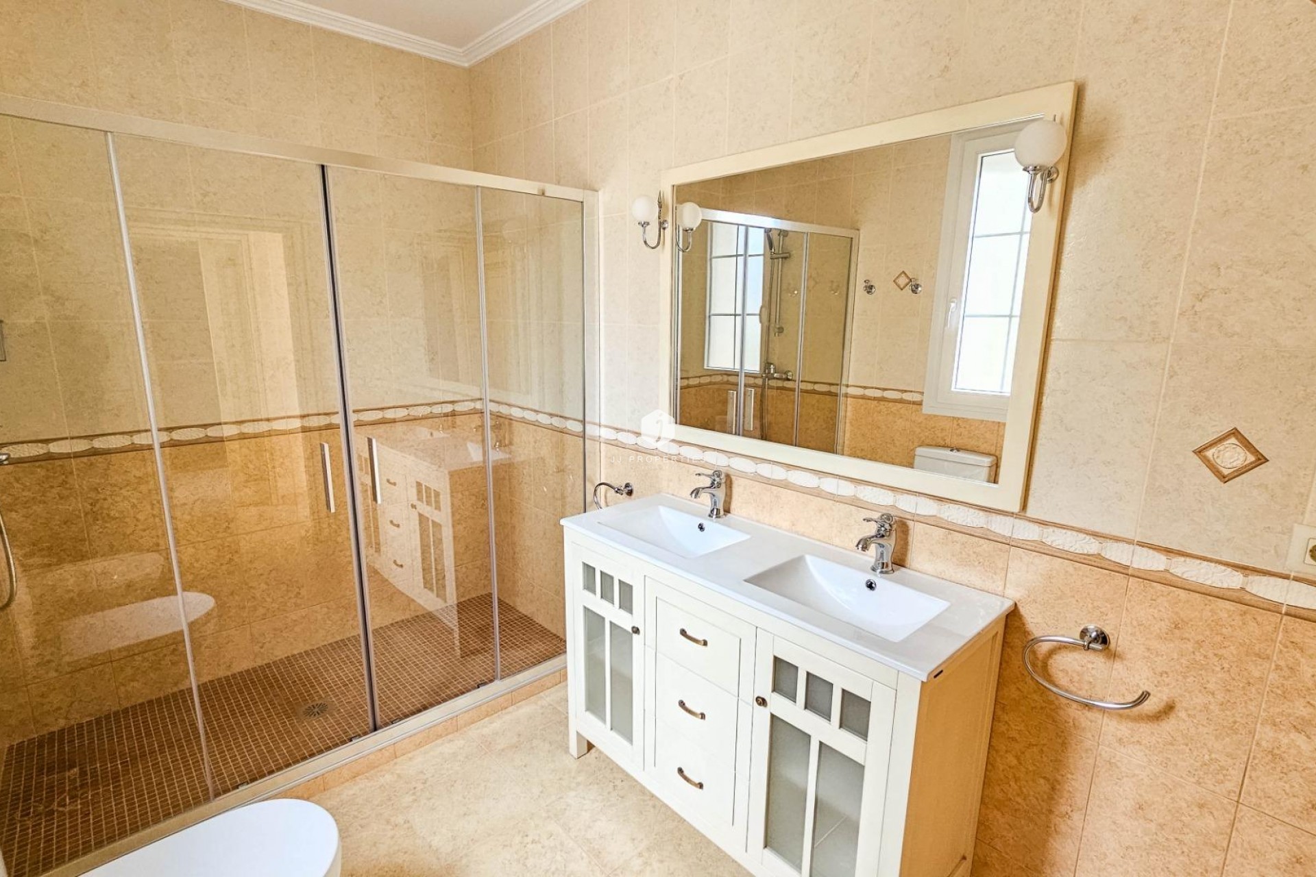 Tweedehands - Villa -
Cabo Roig