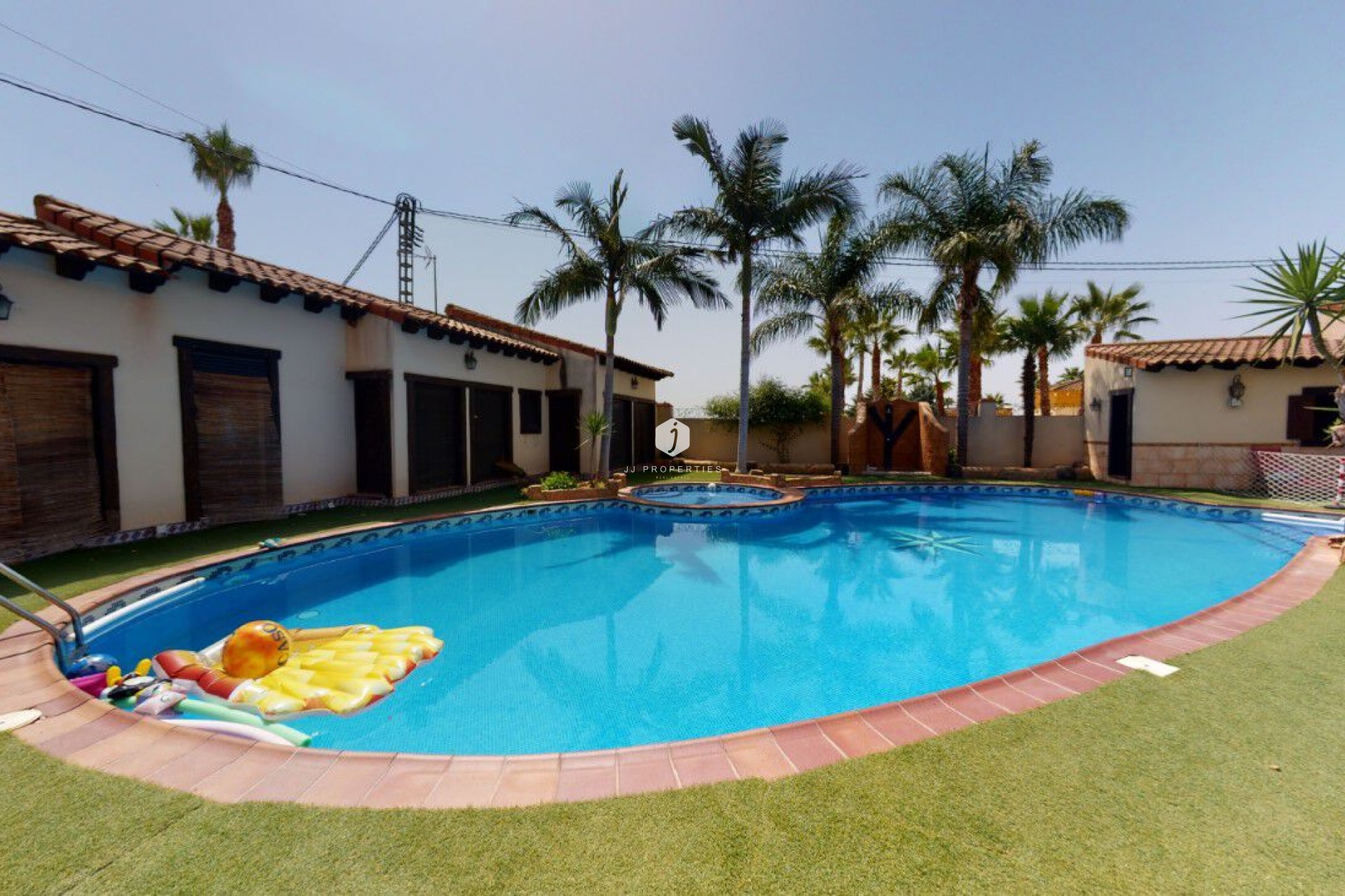 Tweedehands - Villa -
Catral - Costa Blanca