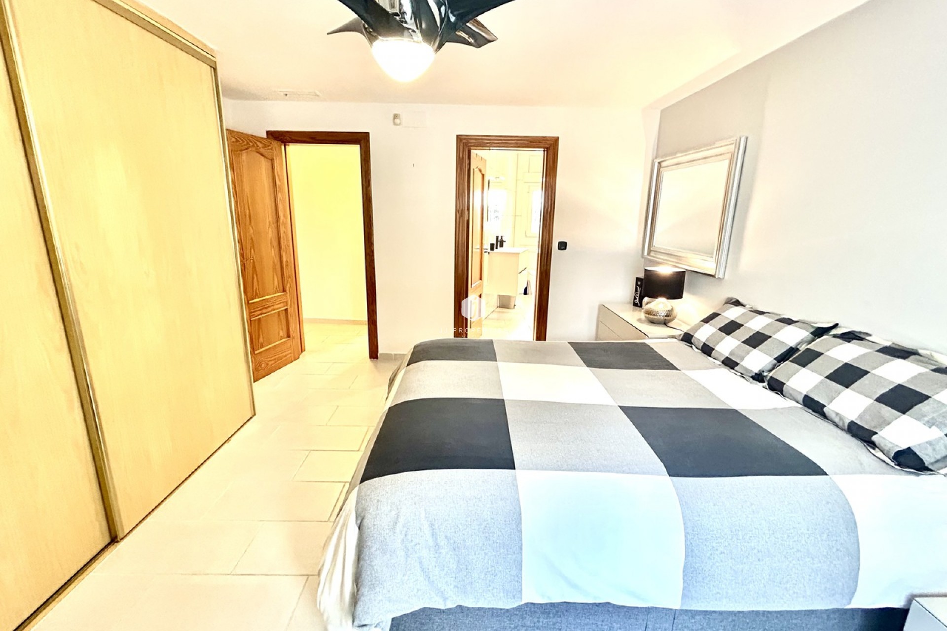 Tweedehands - Villa -
Catral - Costa Blanca