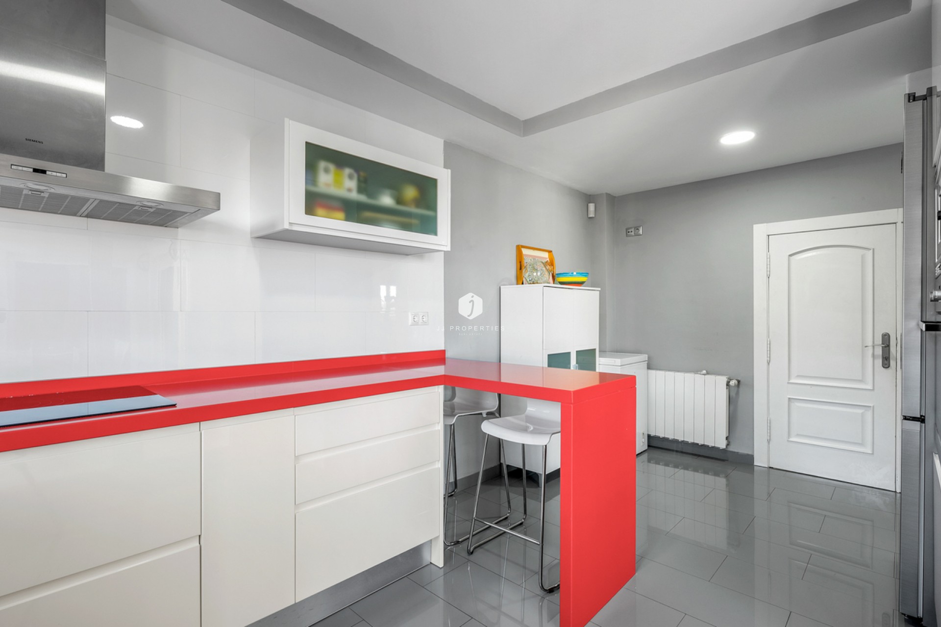 Tweedehands - Villa -
Ciudad De Las Comunicaciones - Costa Blanca