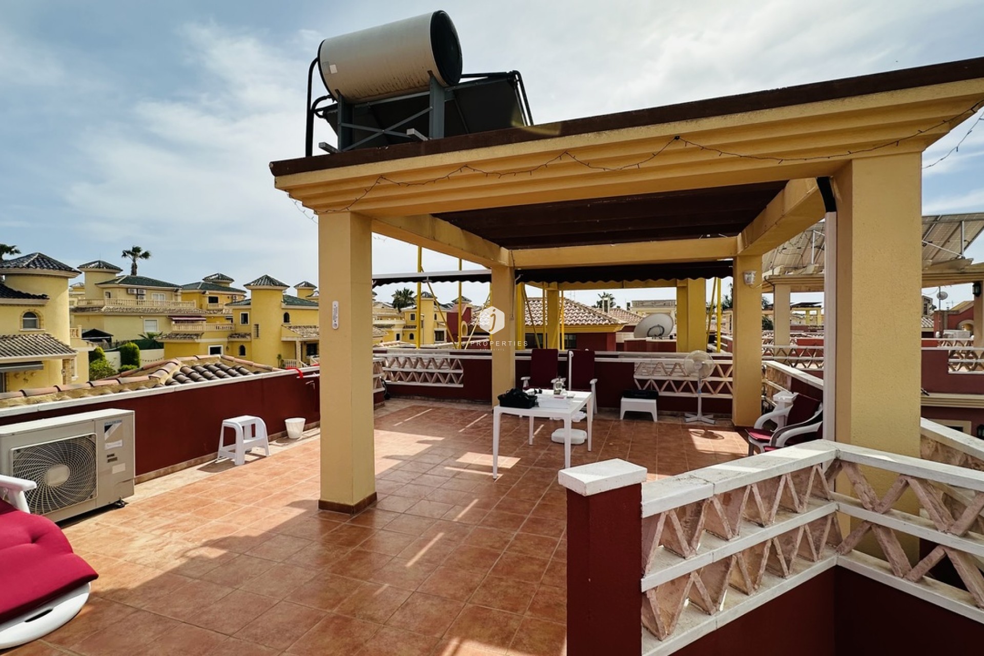 Tweedehands - Villa -
Ciudad Quesada - Costa Blanca