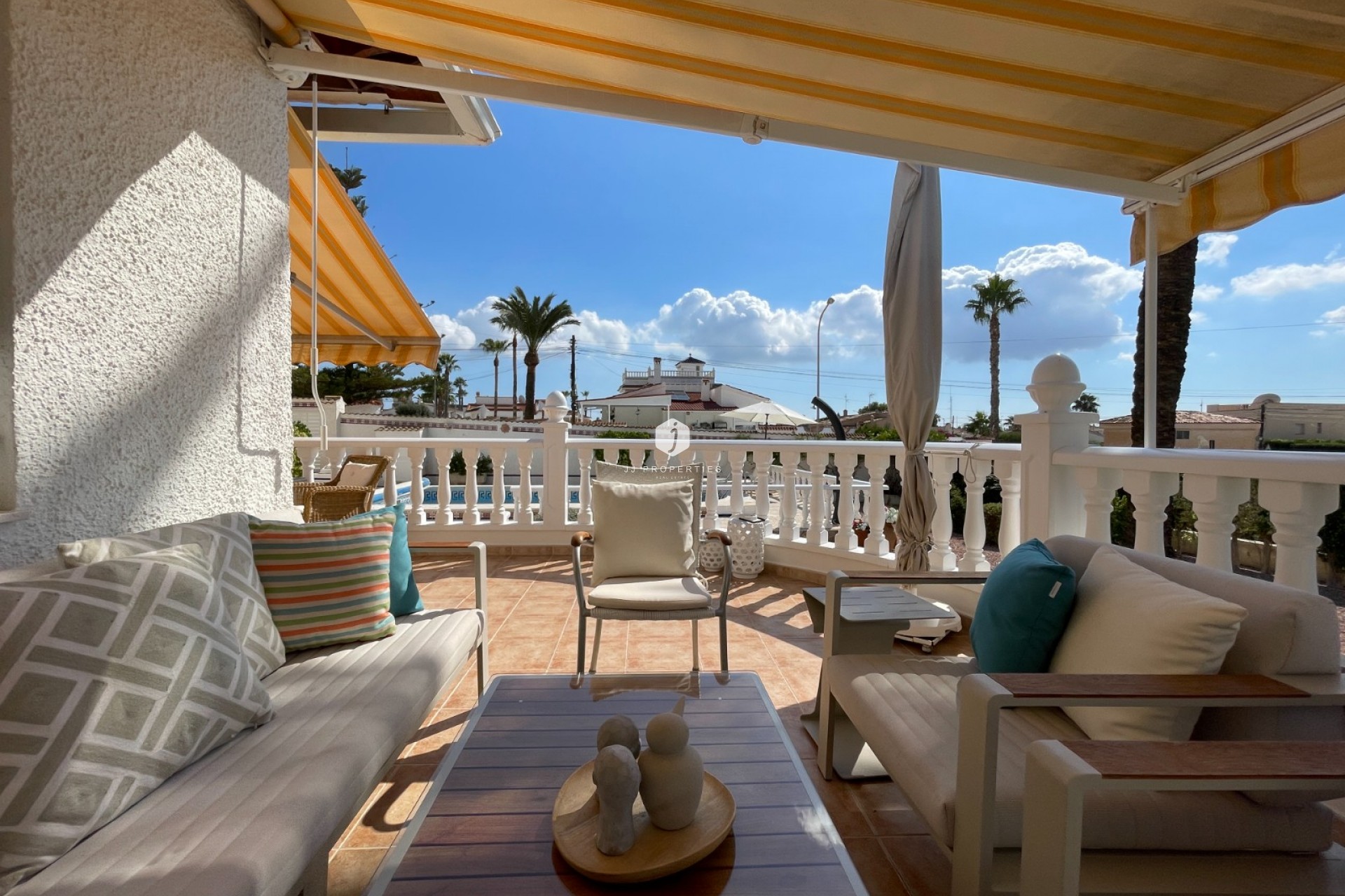 Tweedehands - Villa -
Ciudad Quesada - Costa Blanca