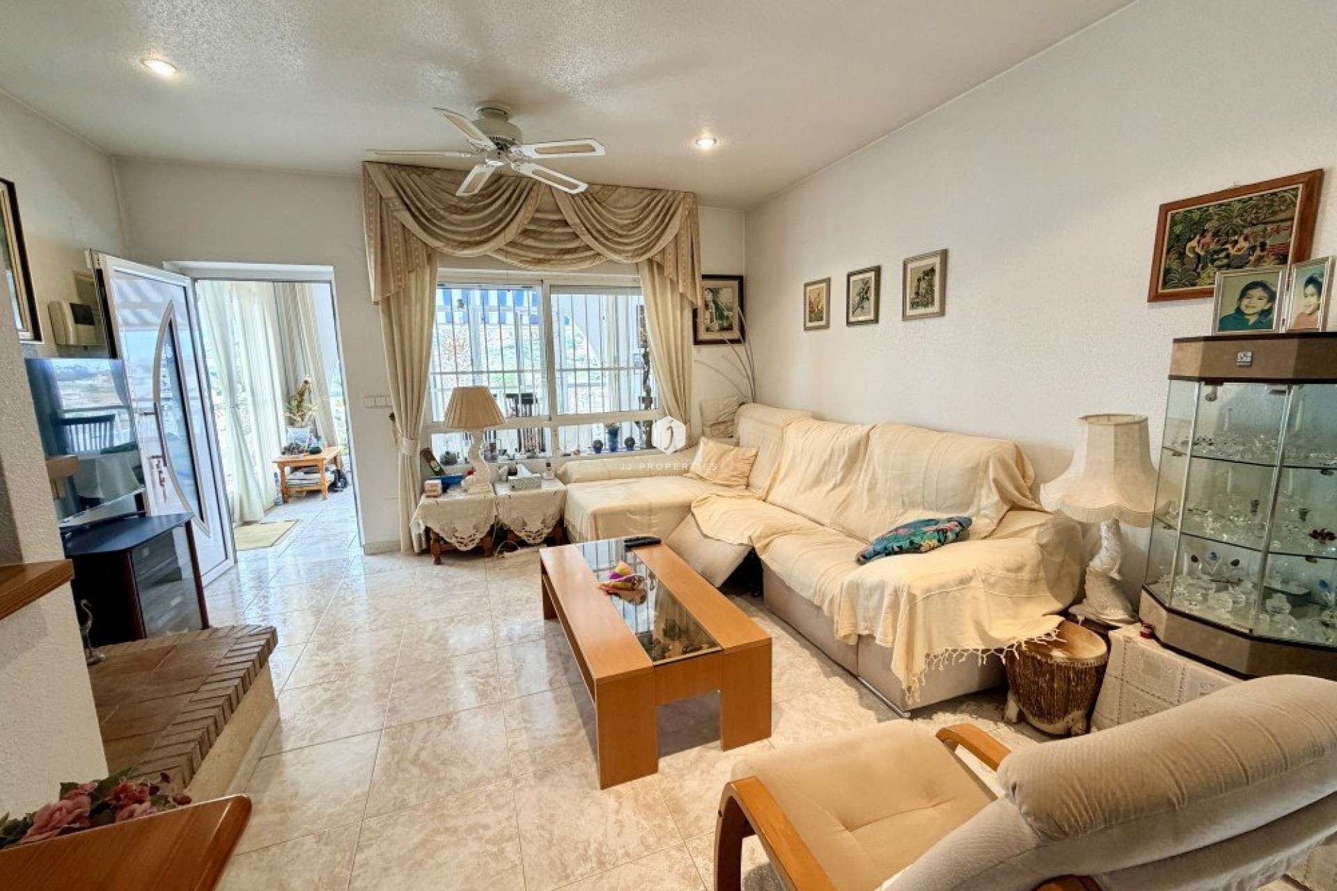 Tweedehands - Villa -
Ciudad Quesada - Costa Blanca