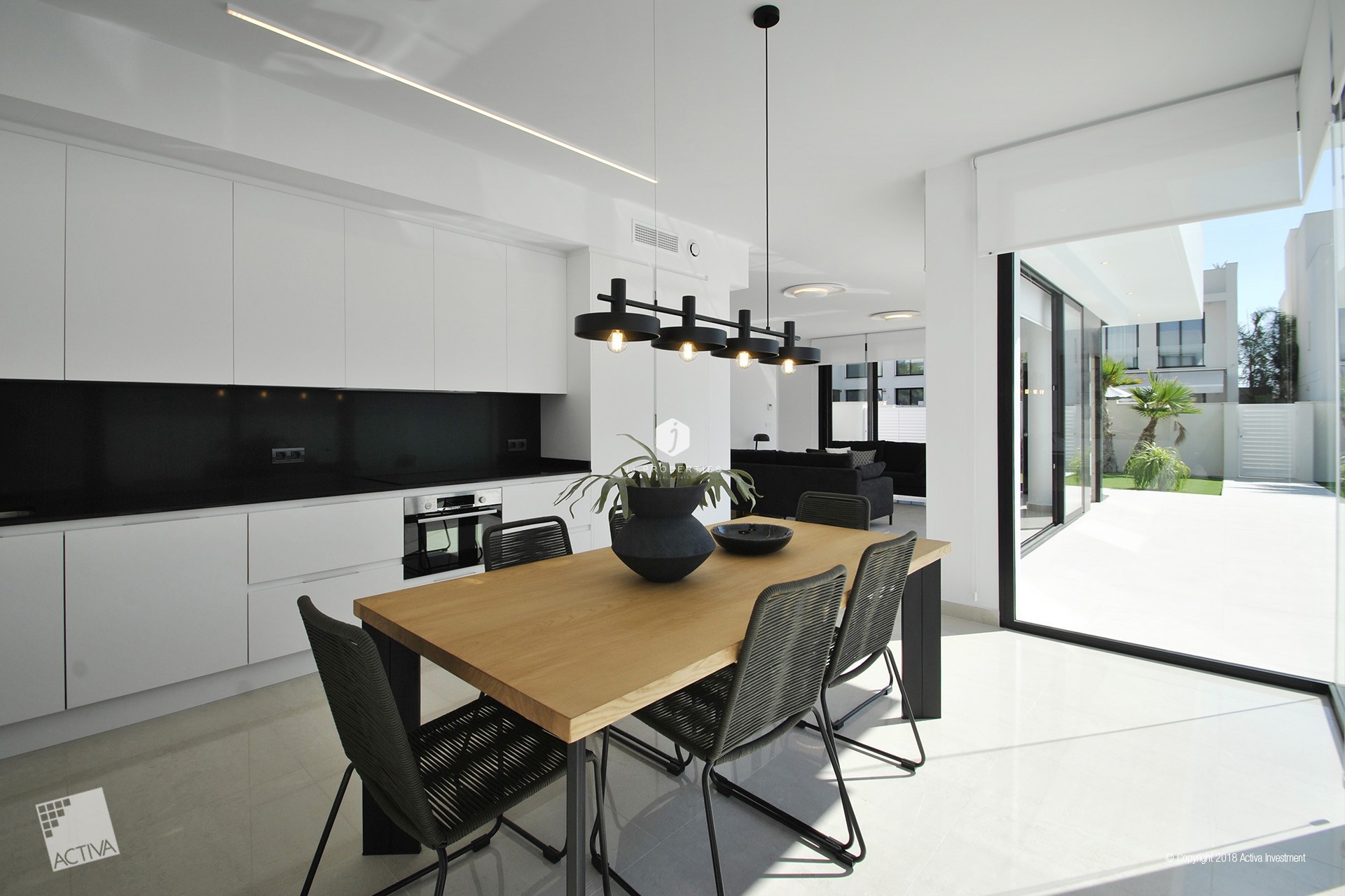 Tweedehands - Villa -
Ciudad Quesada - Costa Blanca