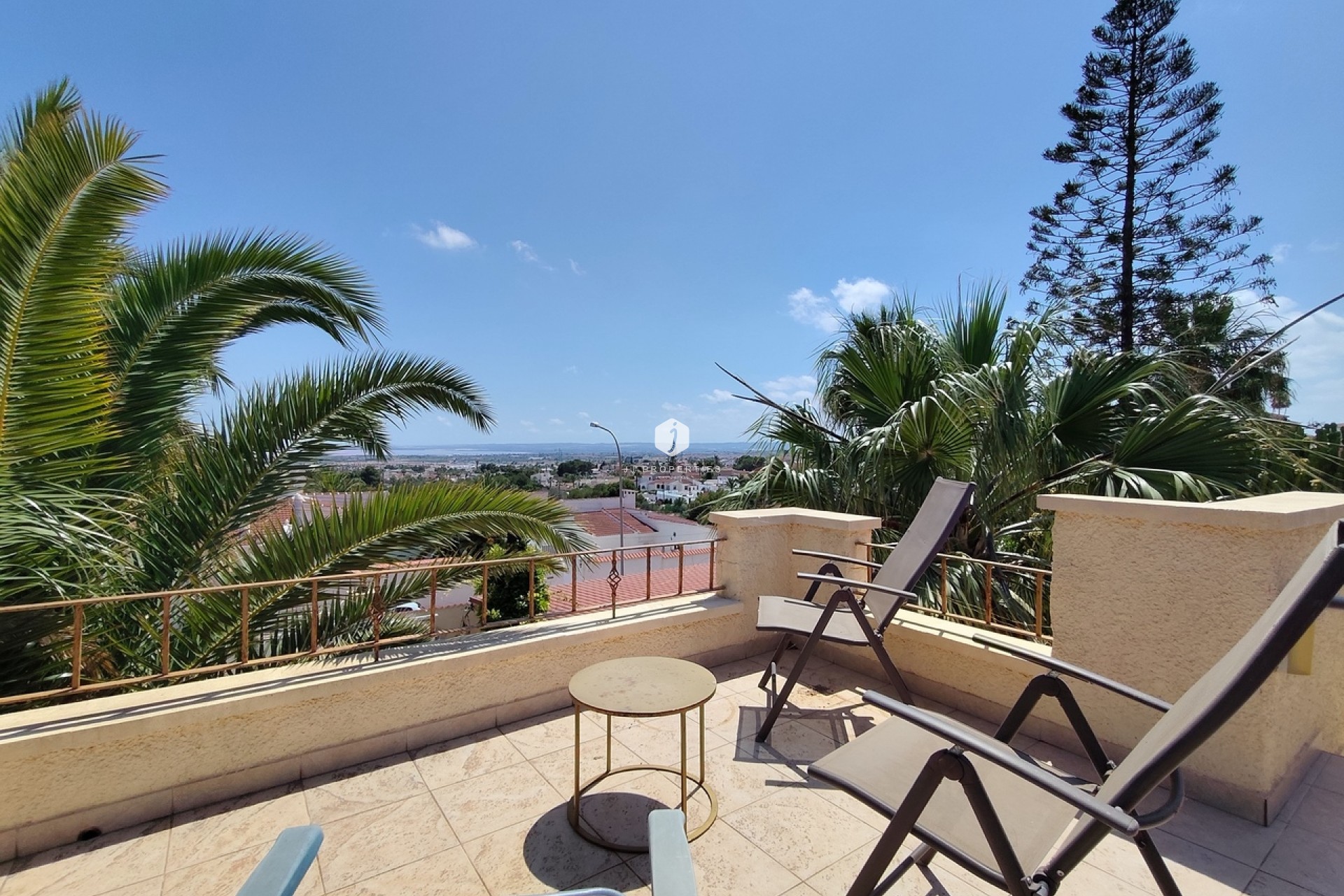 Tweedehands - Villa -
Ciudad Quesada - Costa Blanca