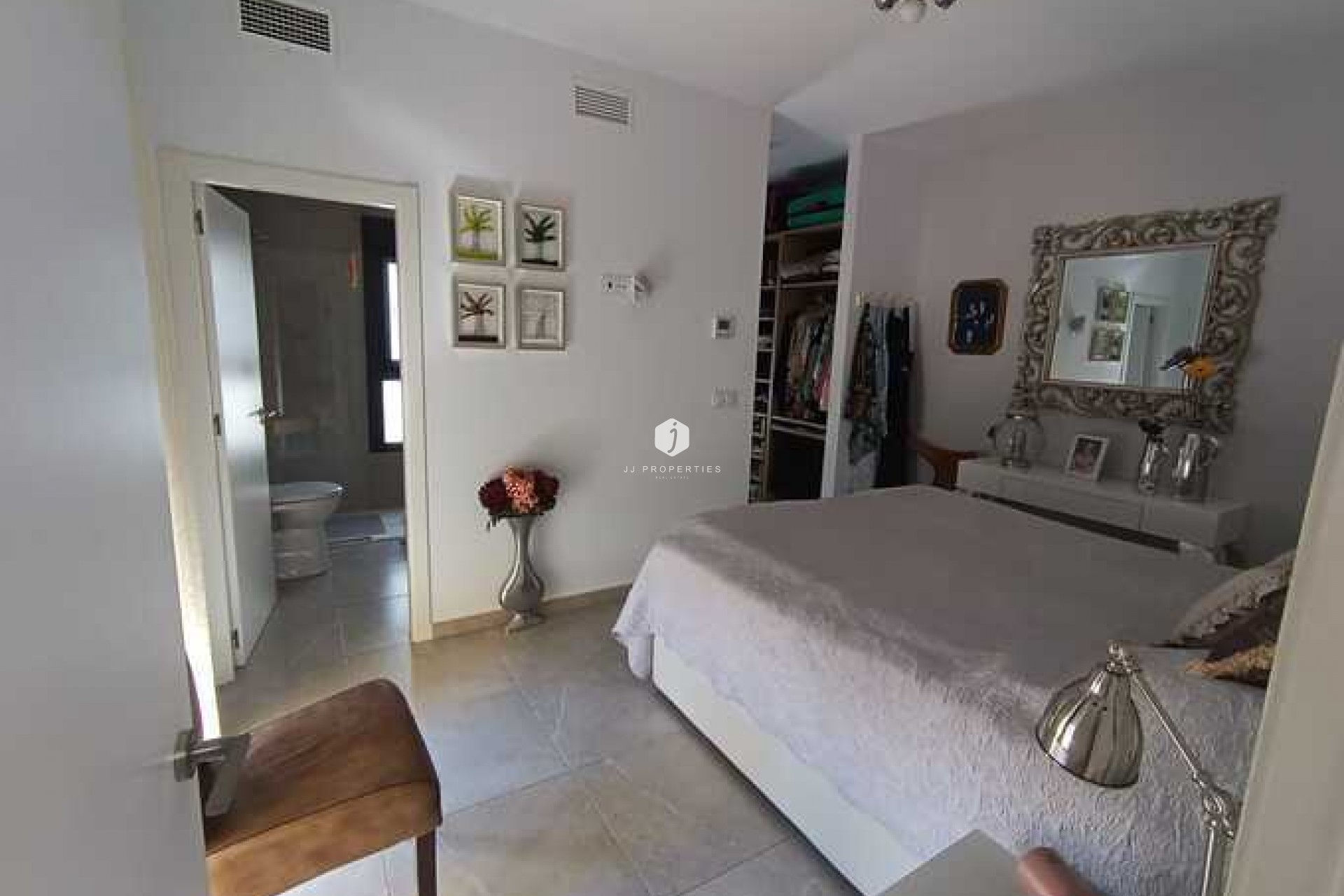 Tweedehands - Villa -
Daya Nueva - Costa Blanca