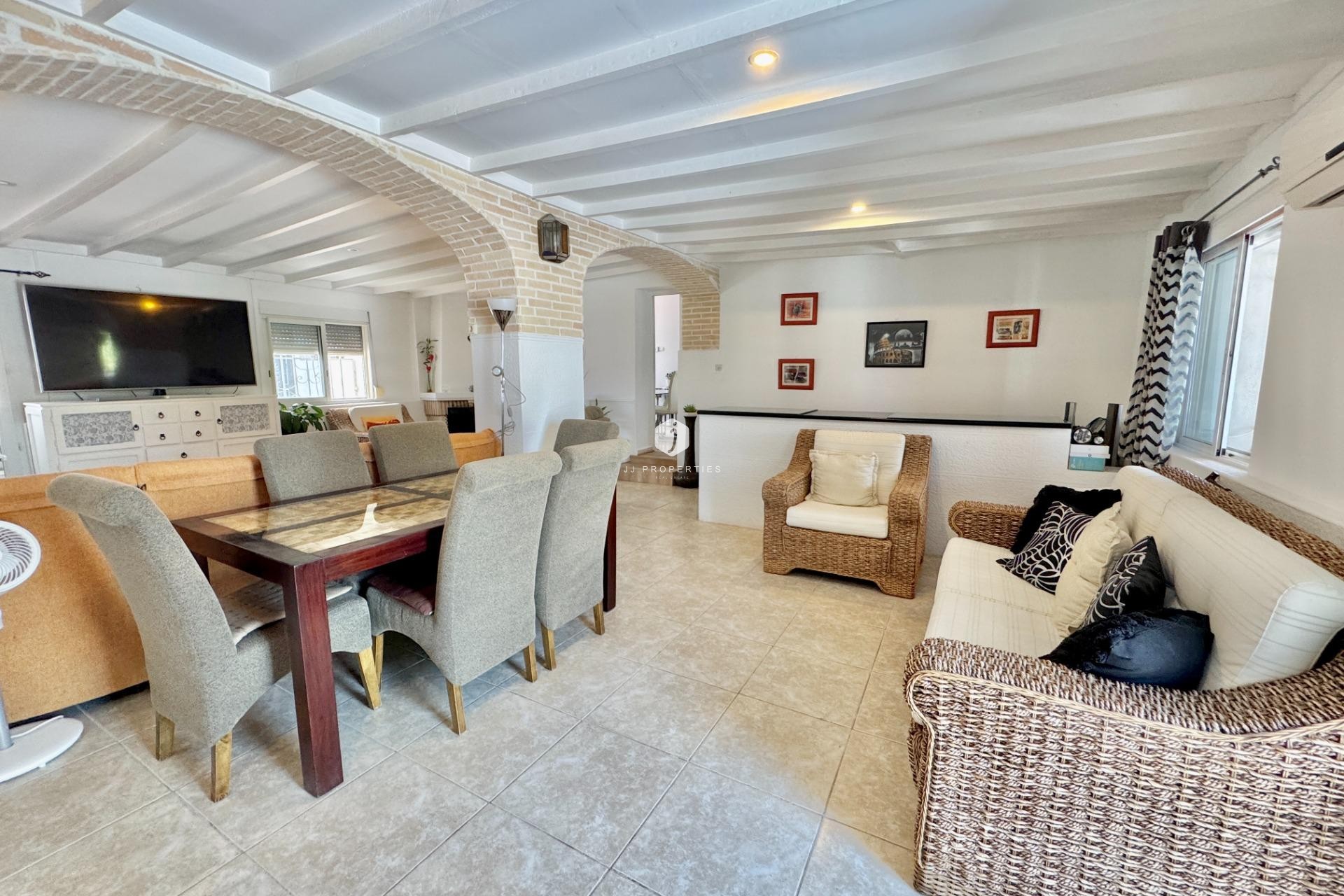 Tweedehands - Villa -
Dolores - Comunidad Valenciana