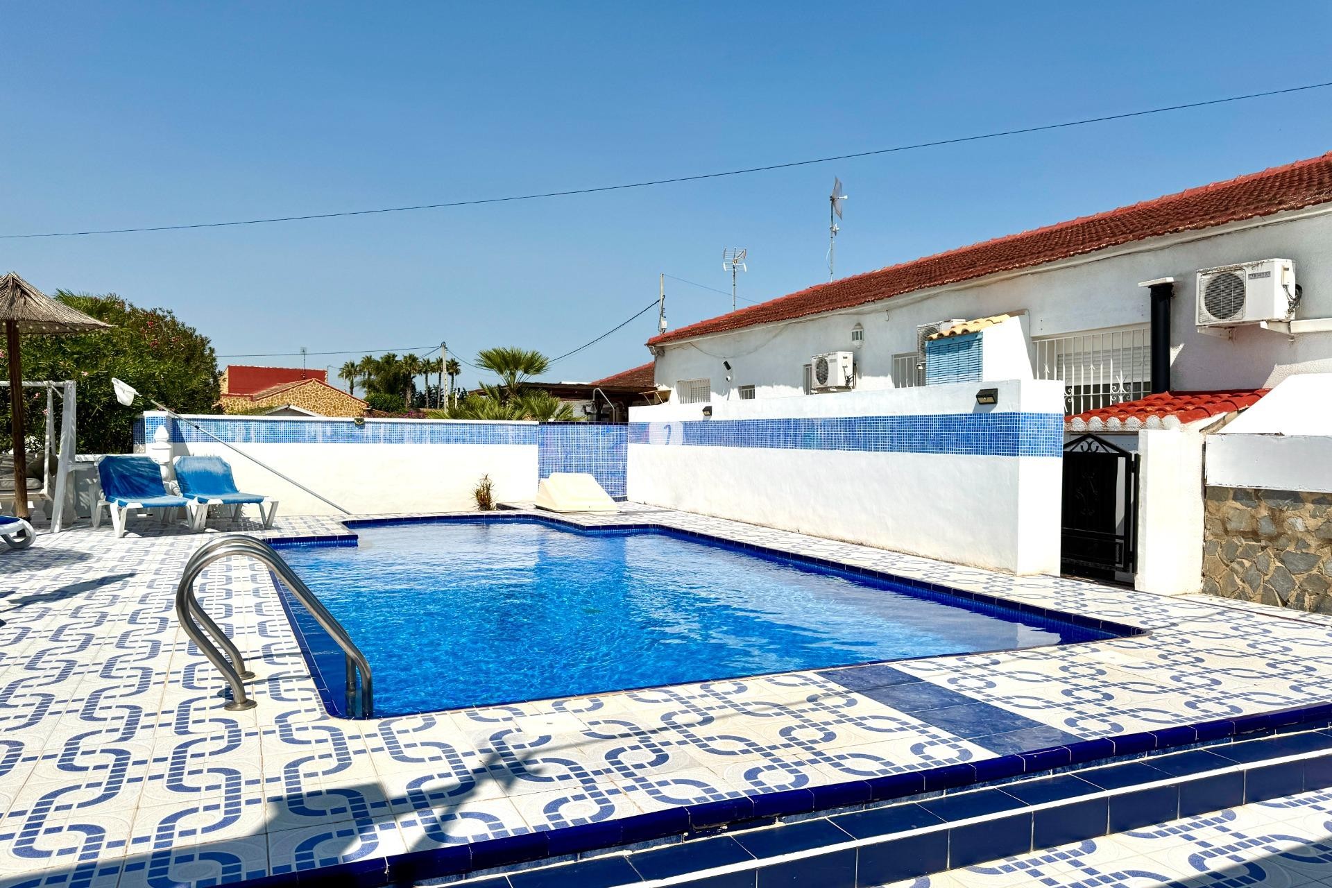 Tweedehands - Villa -
Dolores - Comunidad Valenciana