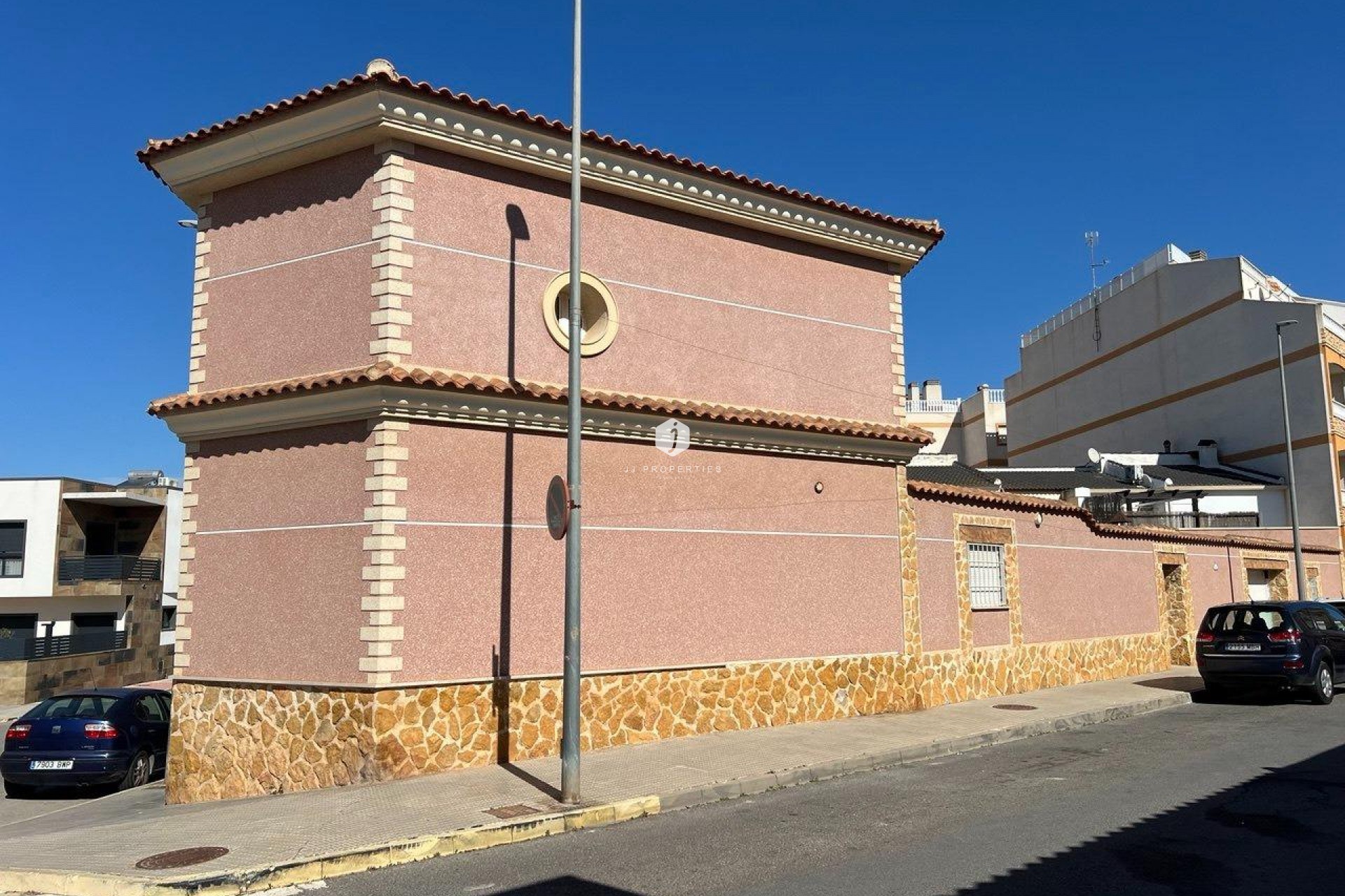 Tweedehands - Villa -
Formentera del Segura - C- Cooperativa