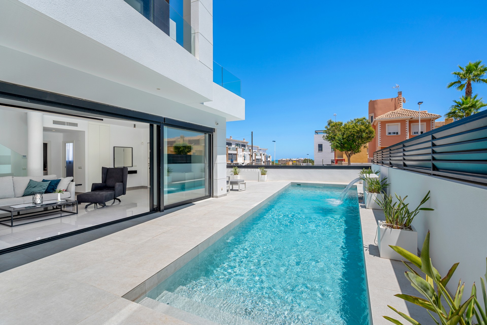 Tweedehands - Villa -
Guardamar del Segura - Costa Blanca