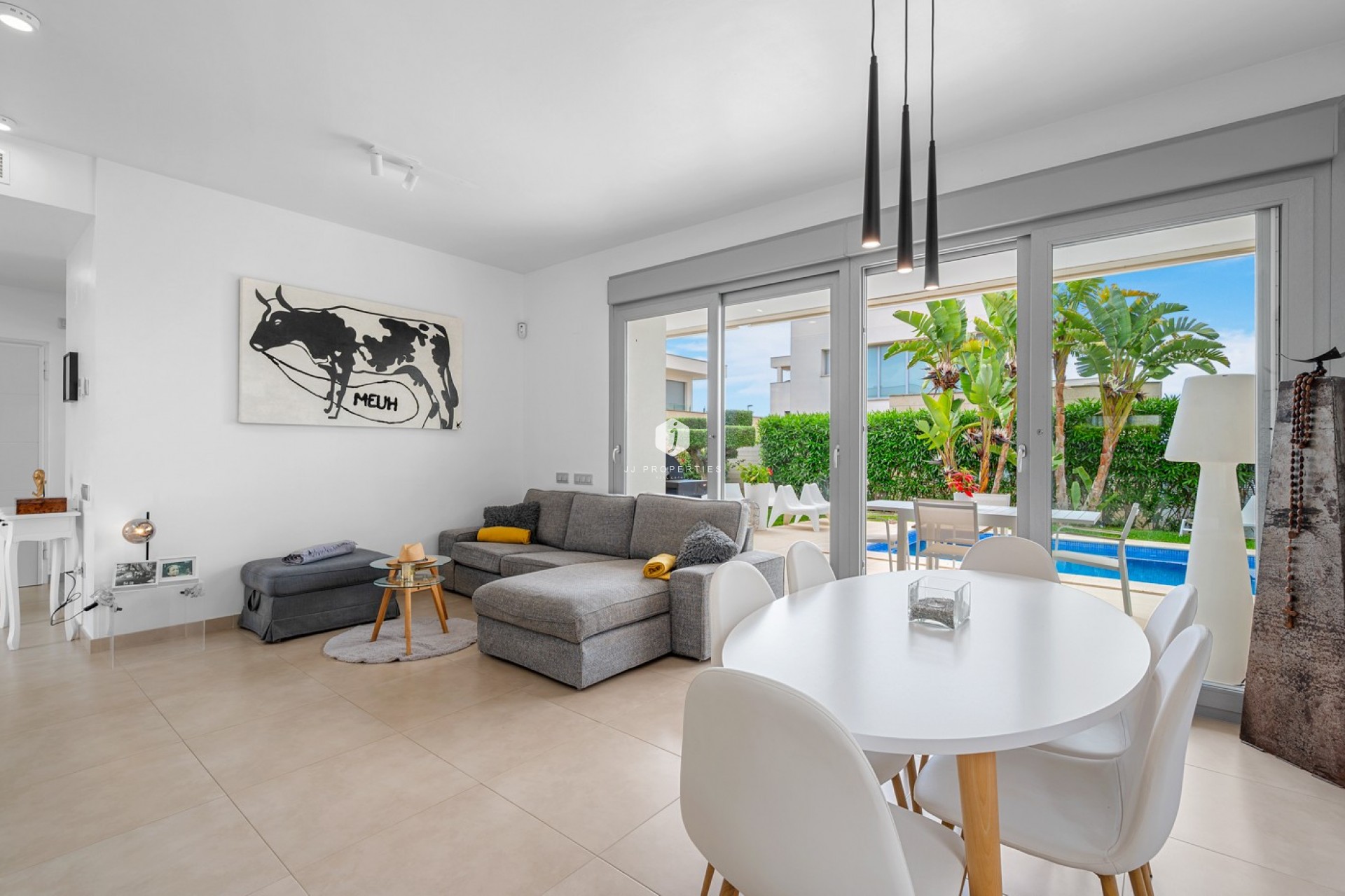 Tweedehands - Villa -
Jacarilla - Inland