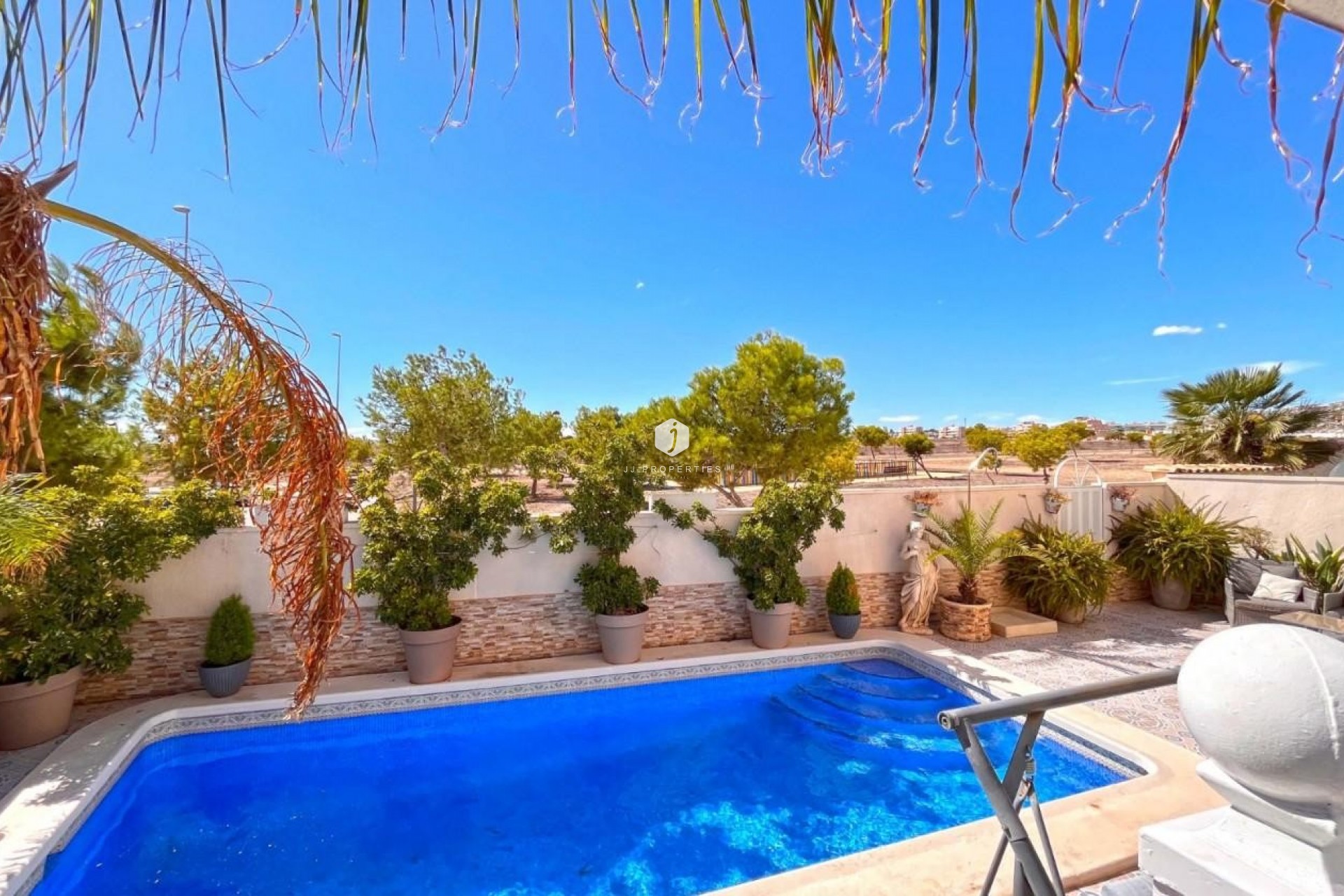 Tweedehands - Villa -
La Zenia - Costa Blanca