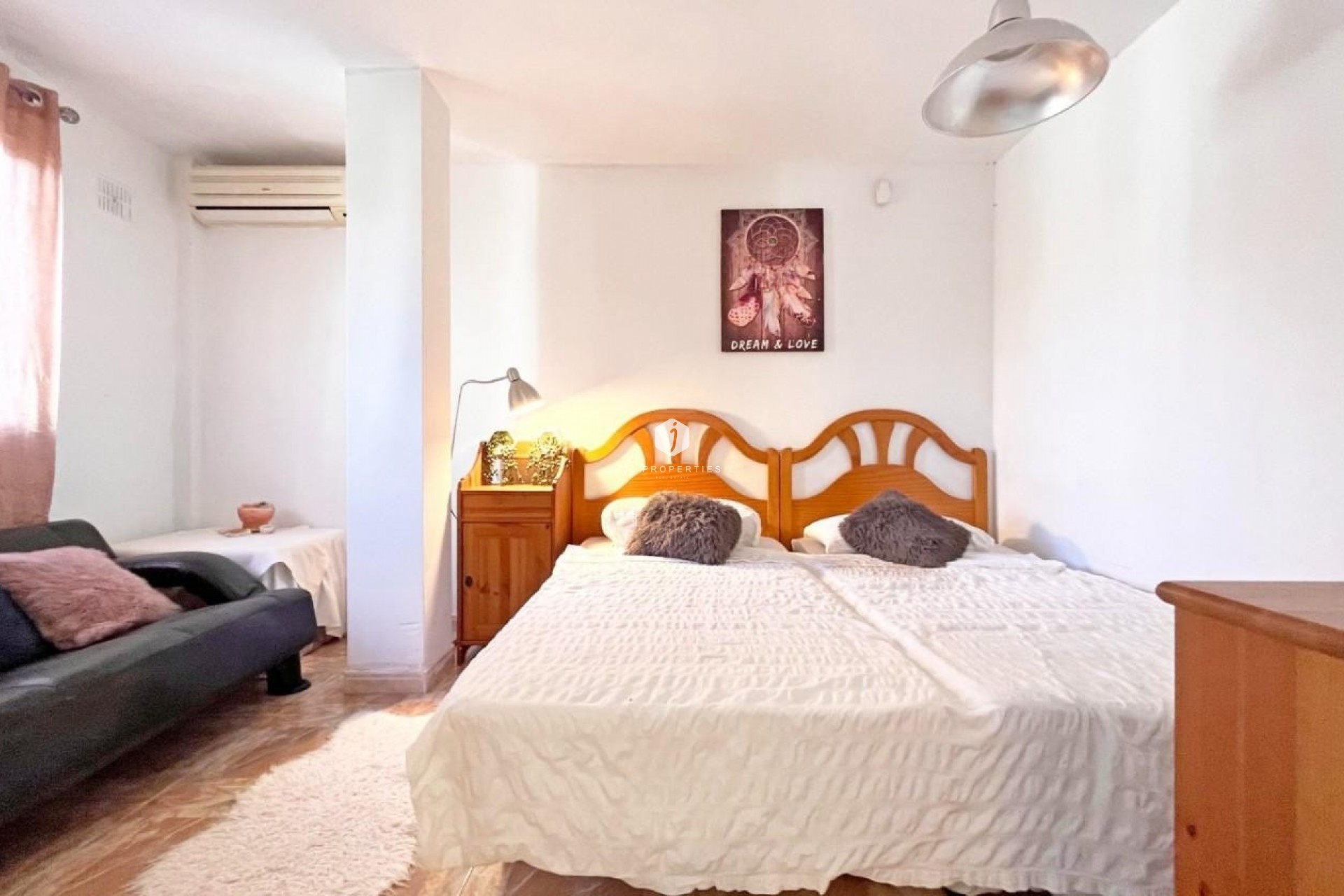 Tweedehands - Villa -
La Zenia - Costa Blanca