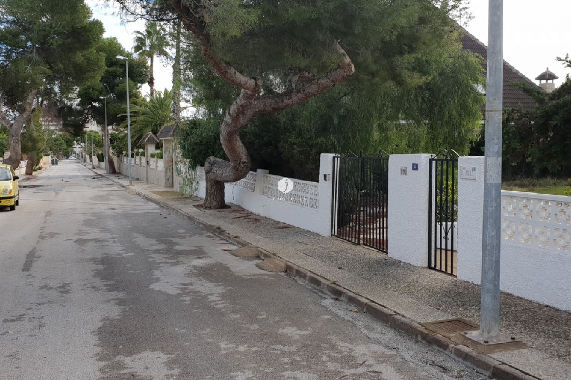 Tweedehands - Villa -
La Zenia - Costa Blanca