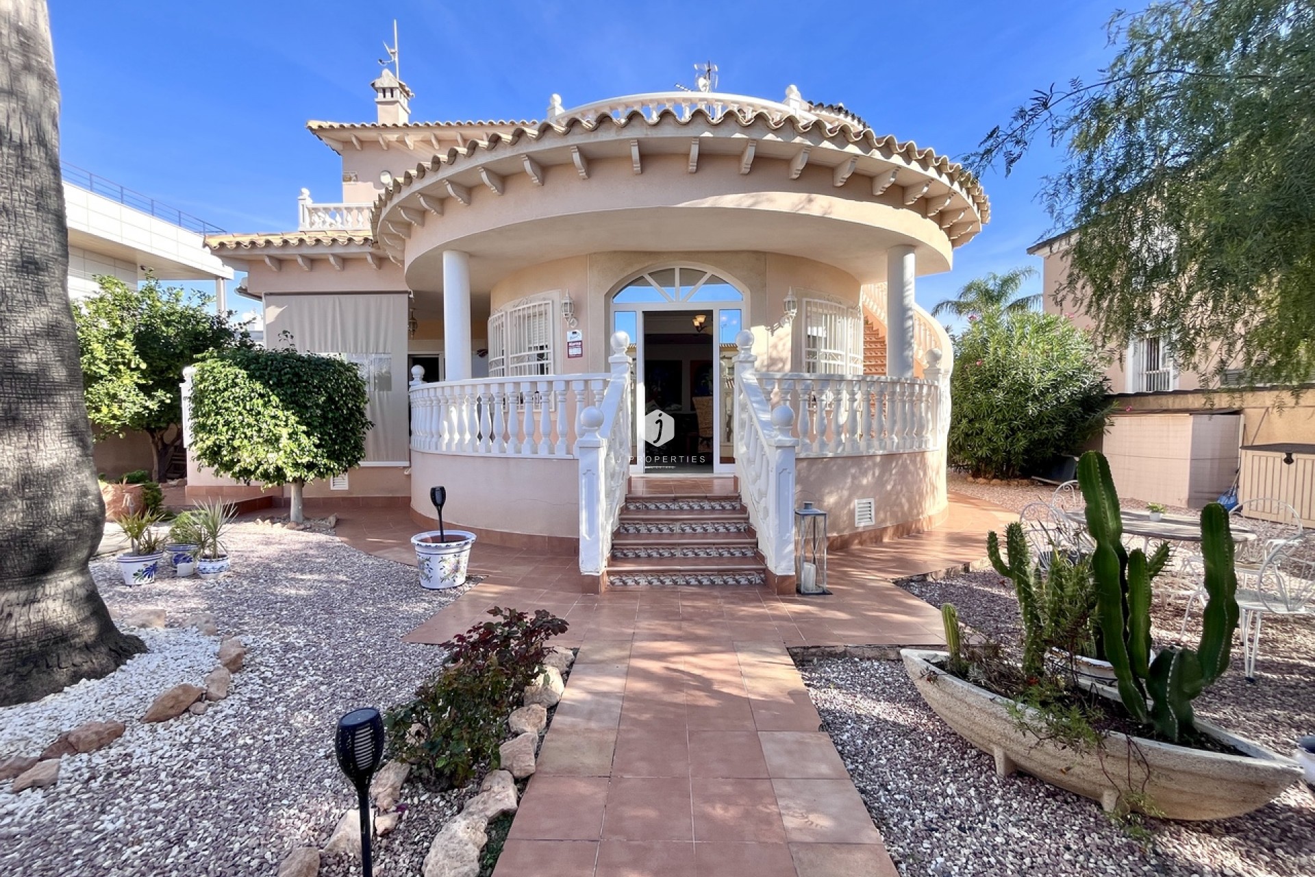 Tweedehands - Villa -
La Zenia - Costa Blanca