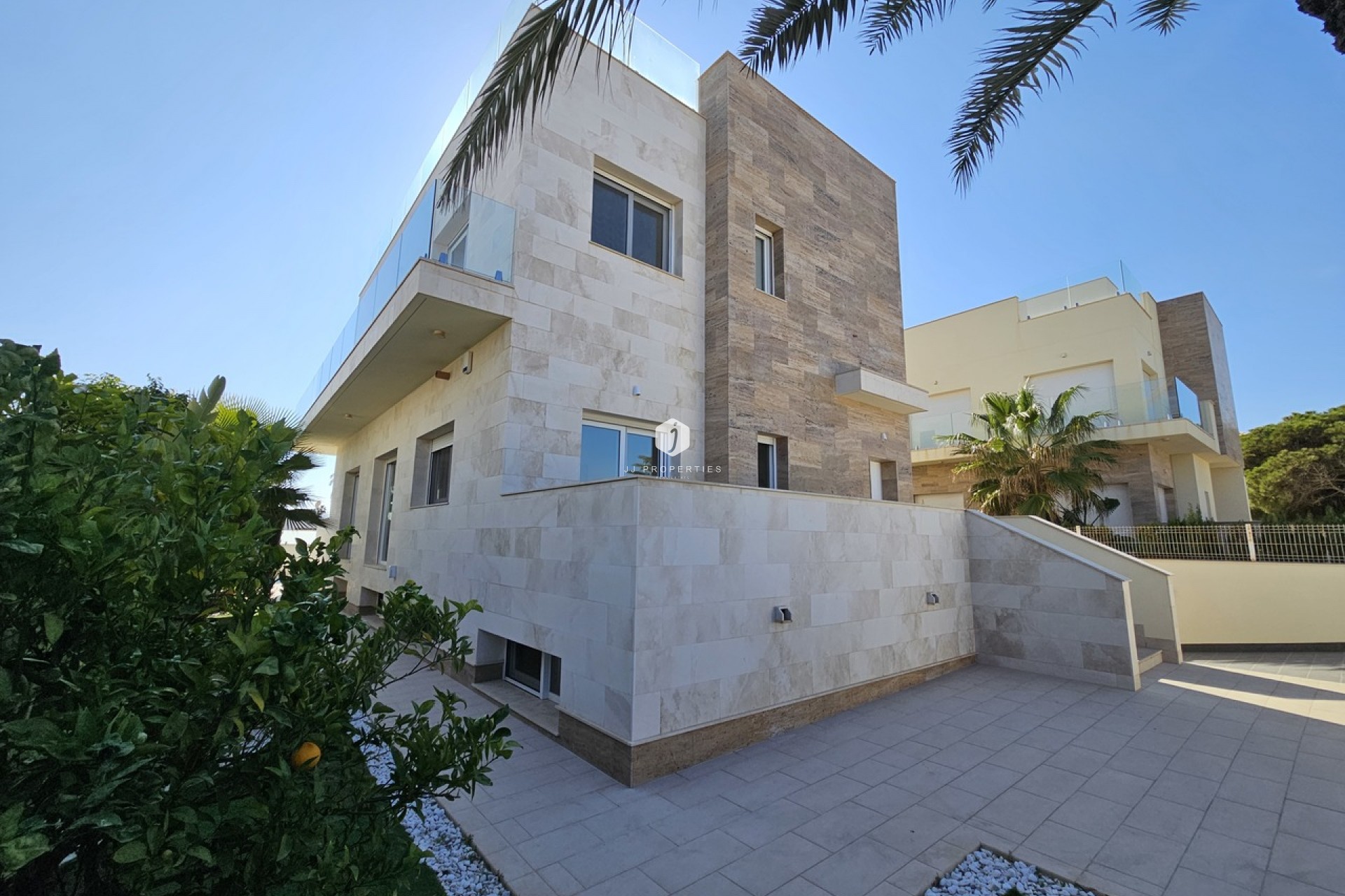 Tweedehands - Villa -
La Zenia - Costa Blanca