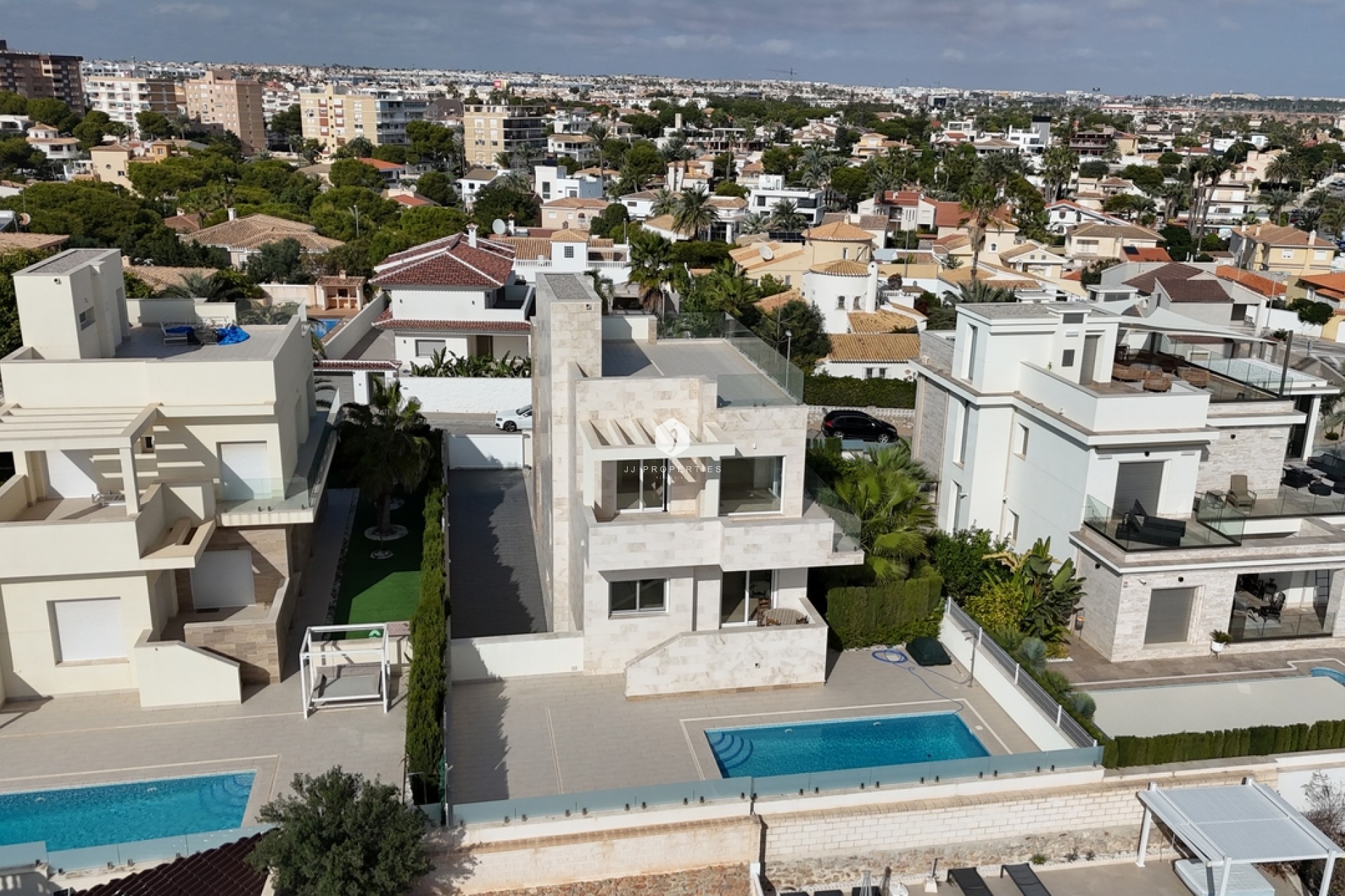 Tweedehands - Villa -
La Zenia - Costa Blanca