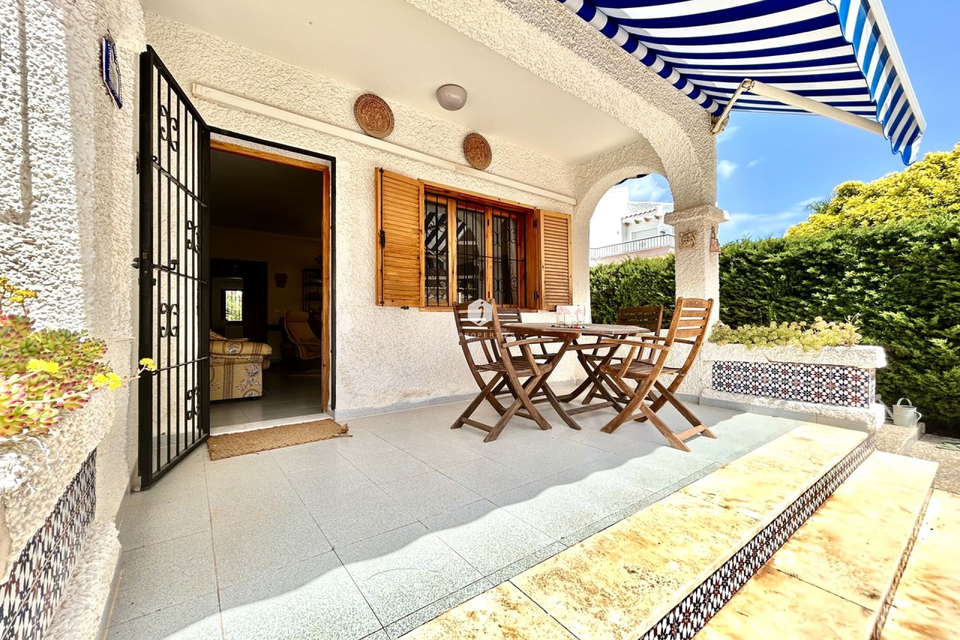 Tweedehands - Villa -
La Zenia - Costa Blanca