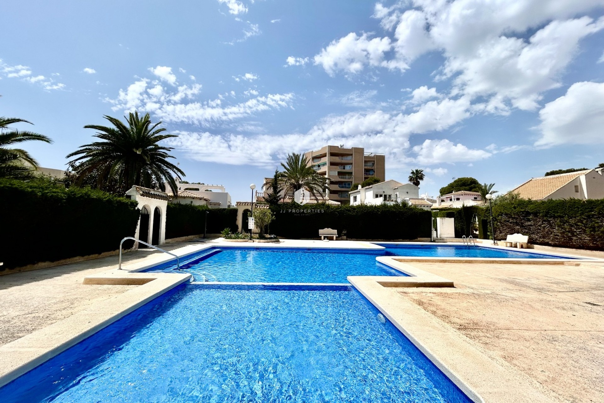 Tweedehands - Villa -
La Zenia - Costa Blanca