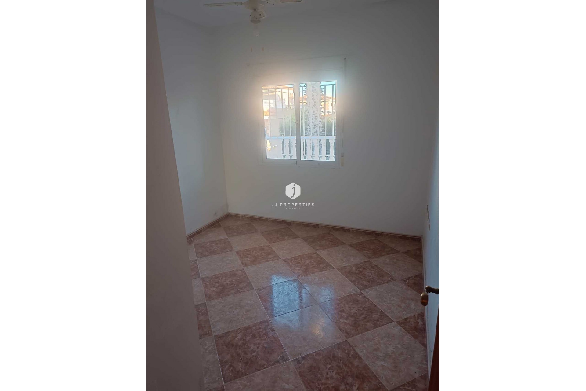 Tweedehands - Villa -
Los Altos - Costa Blanca