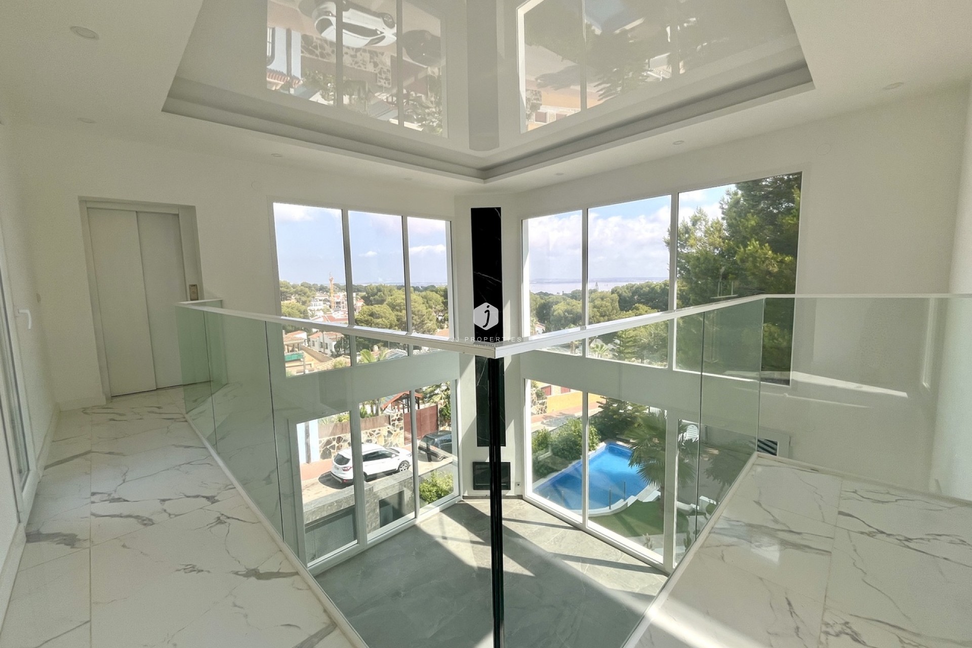 Tweedehands - Villa -
Los Balcones - Costa Blanca