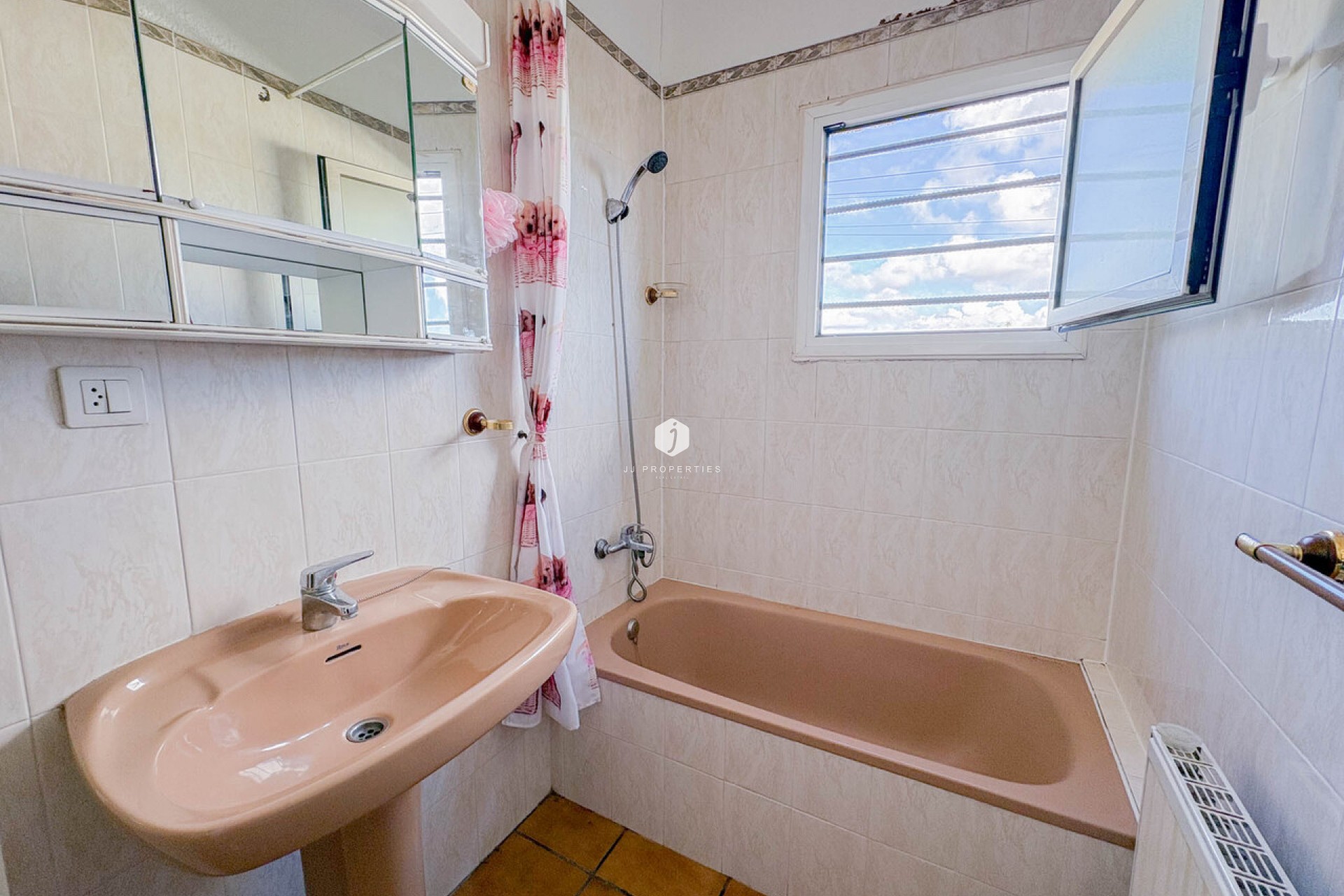 Tweedehands - Villa -
Los Balcones - Costa Blanca