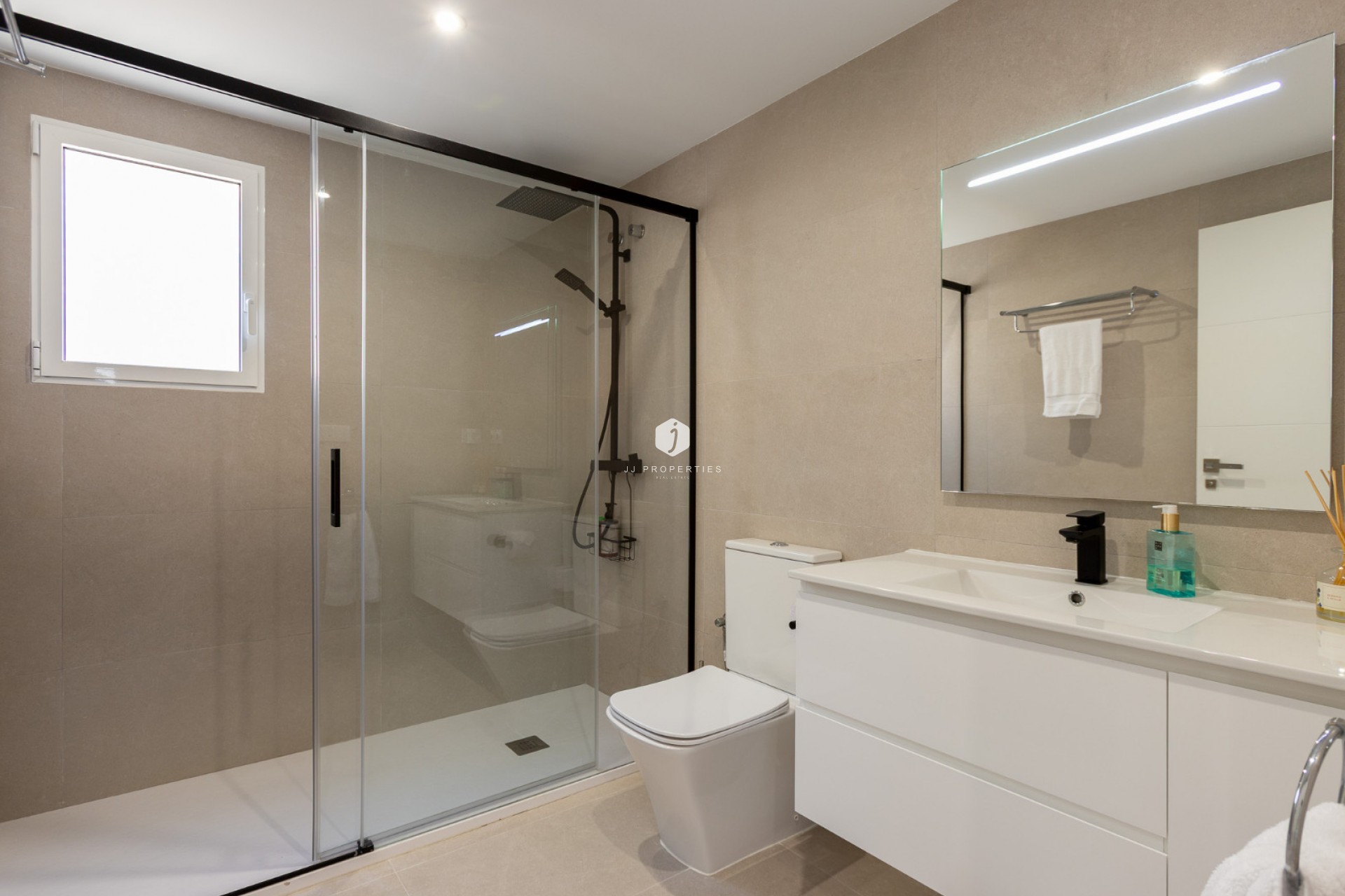 Tweedehands - Villa -
Los Balcones - Costa Blanca