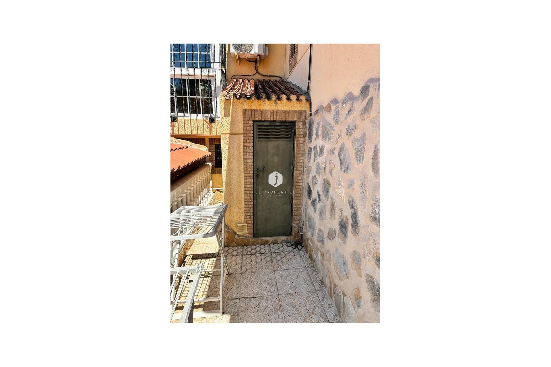 Tweedehands - Villa -
Los Balcones - Costa Blanca
