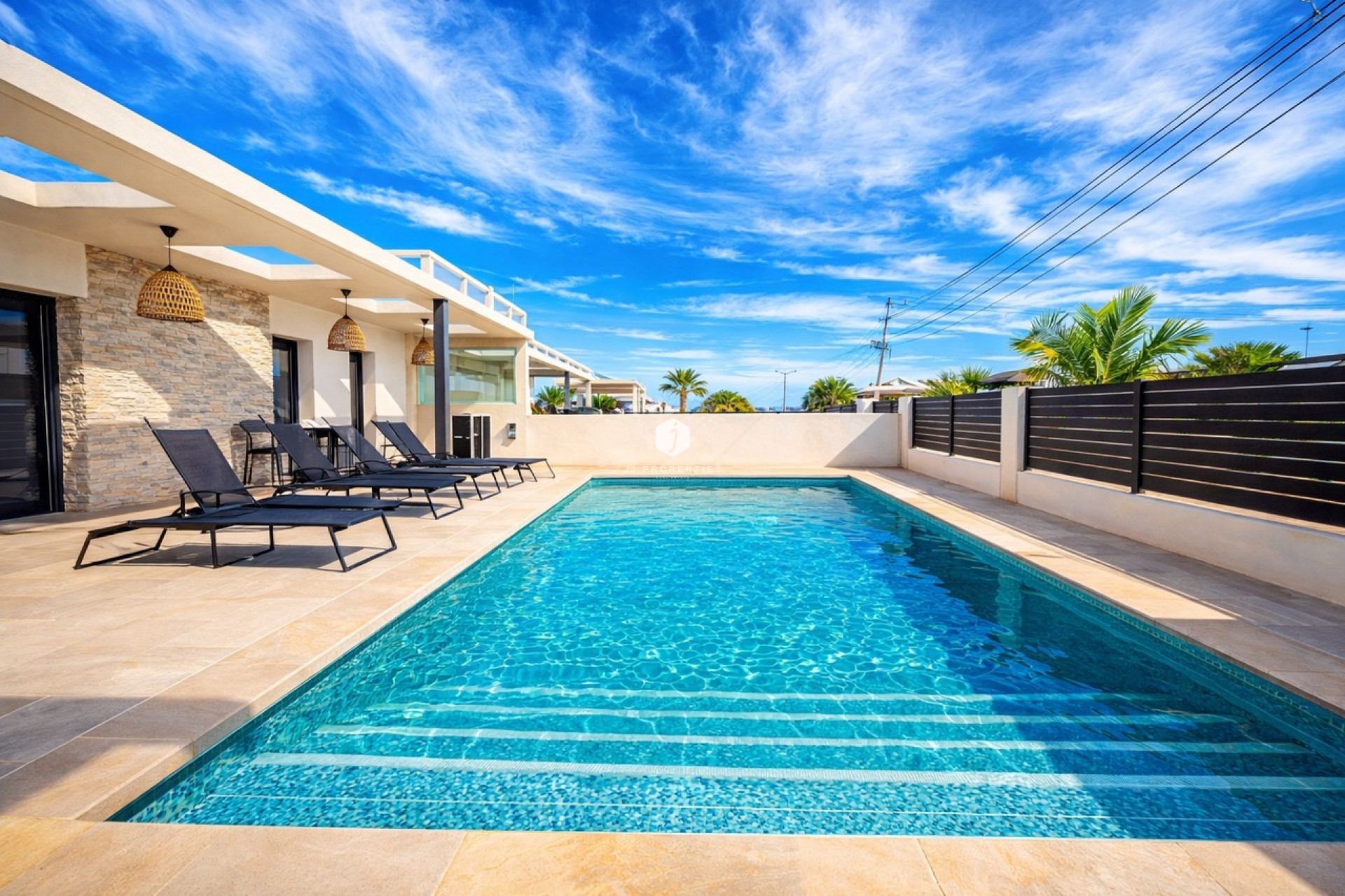 Tweedehands - Villa -
Los Balcones - Costa Blanca