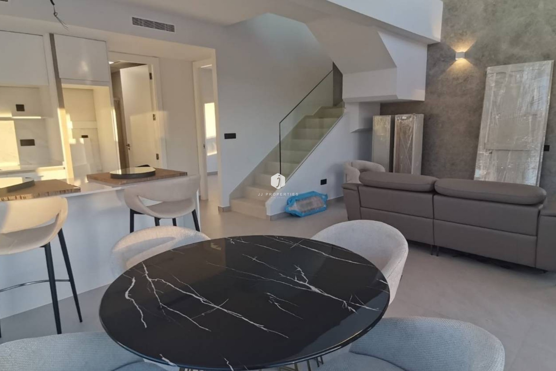 Tweedehands - Villa -
Los Montesinos - Costa Blanca