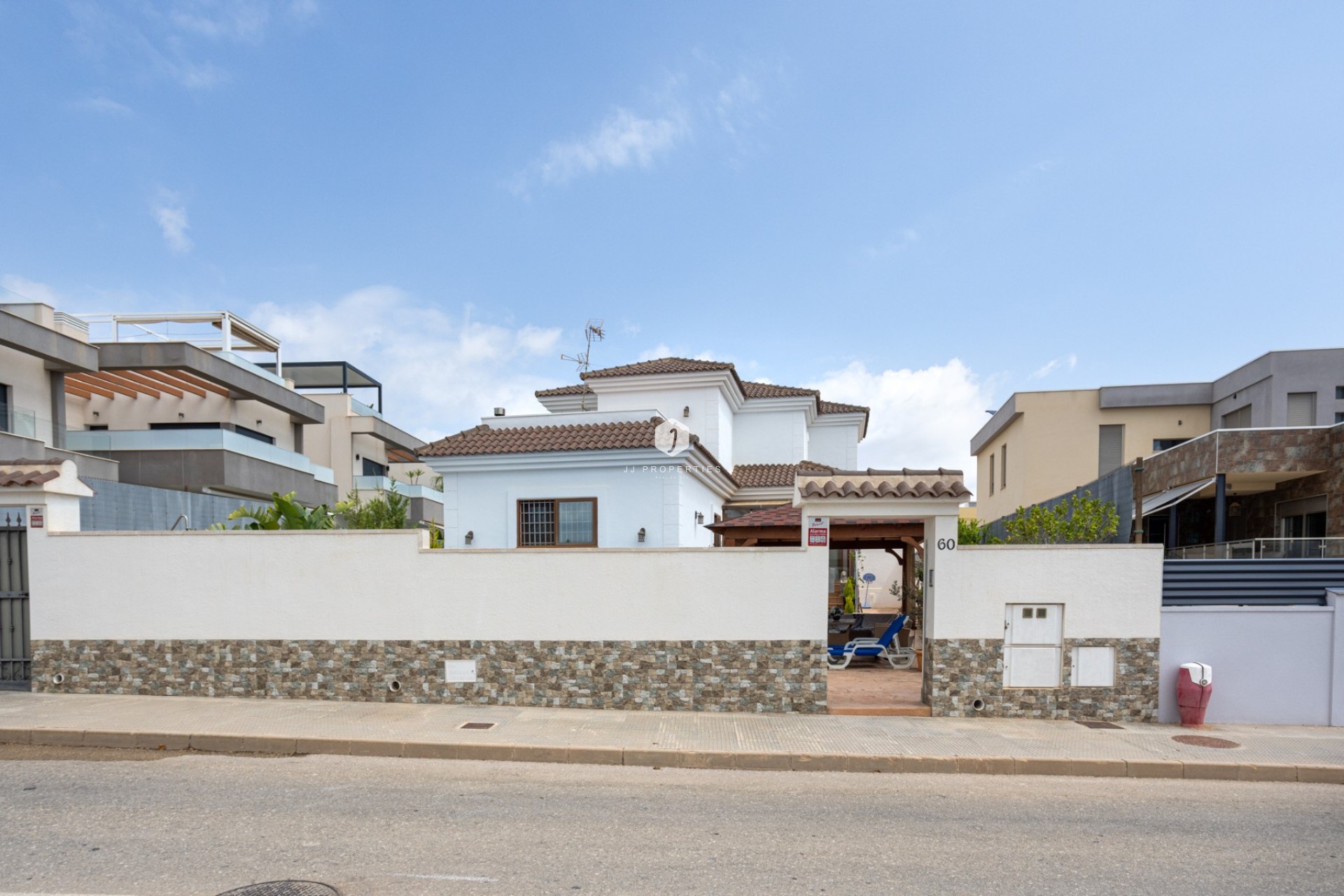 Tweedehands - Villa -
Los Montesinos - Costa Blanca