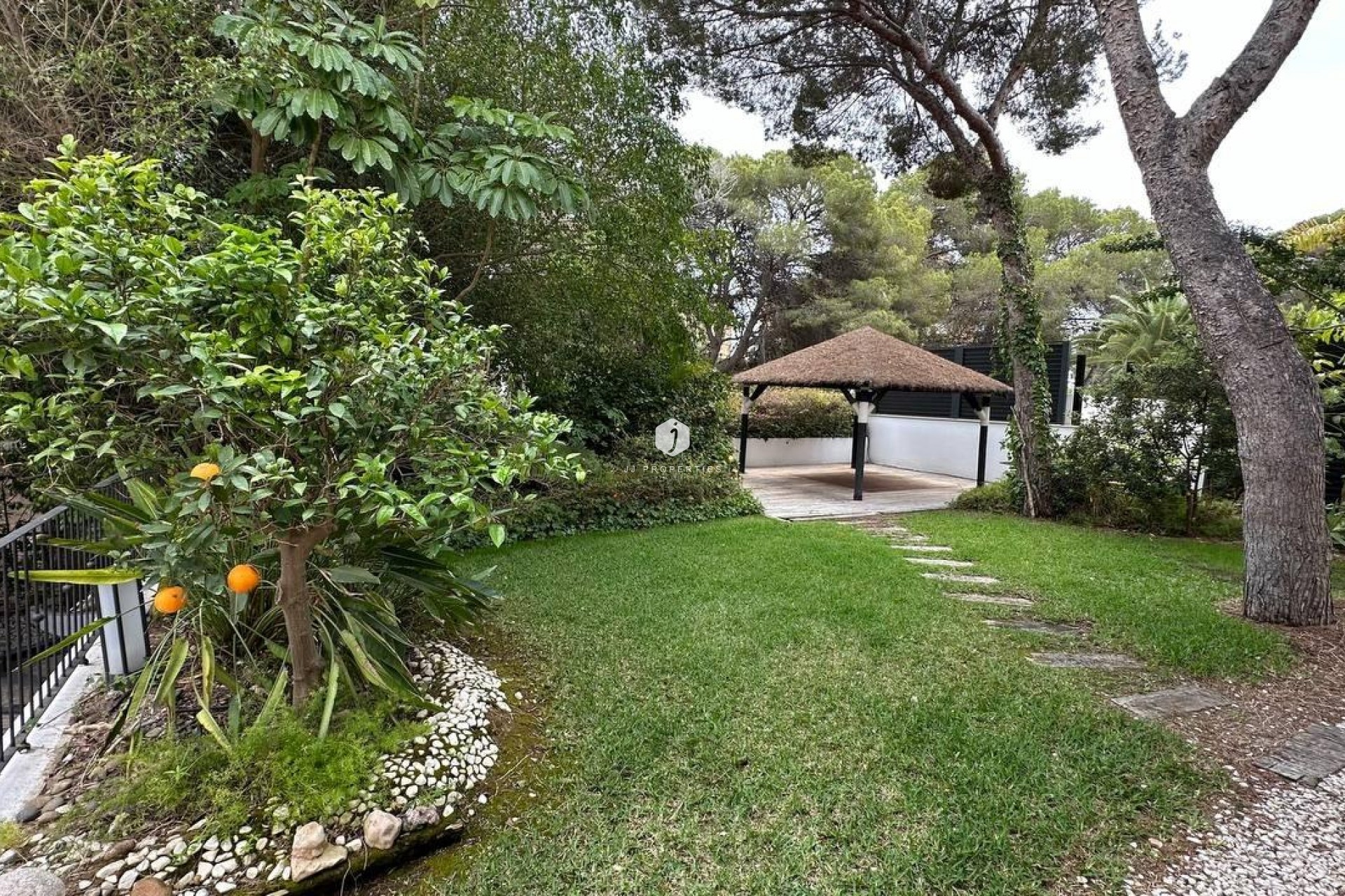 Tweedehands - Villa -
Orihuela Costa - Campoamor