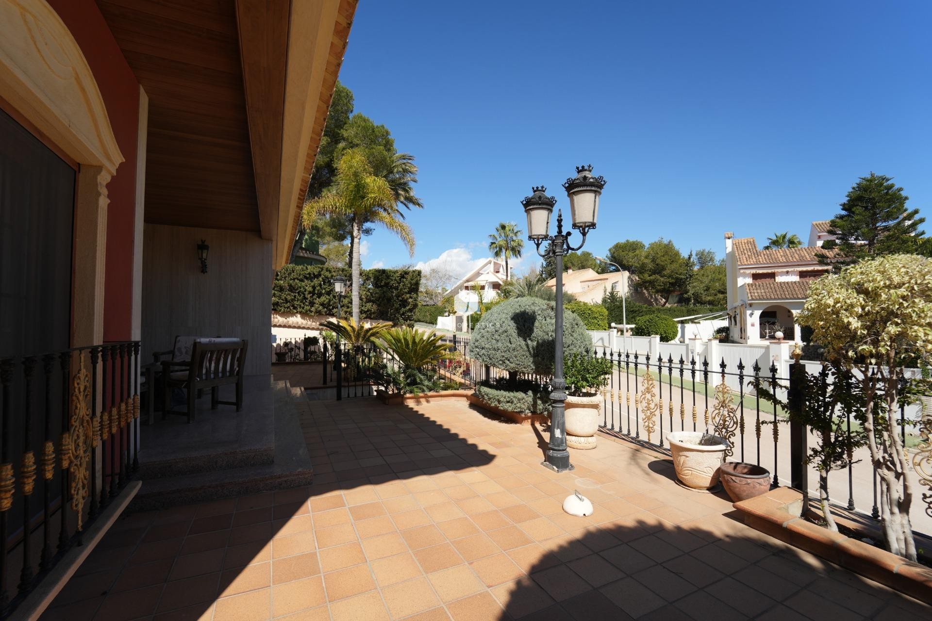 Tweedehands - Villa -
Orihuela Costa - Campoamor