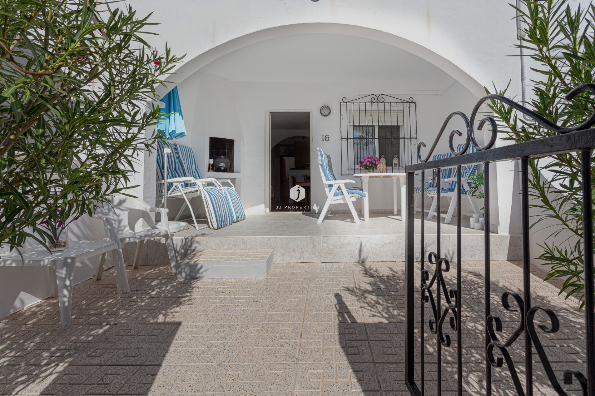 Tweedehands - Villa -
Orihuela Costa - Costa Blanca