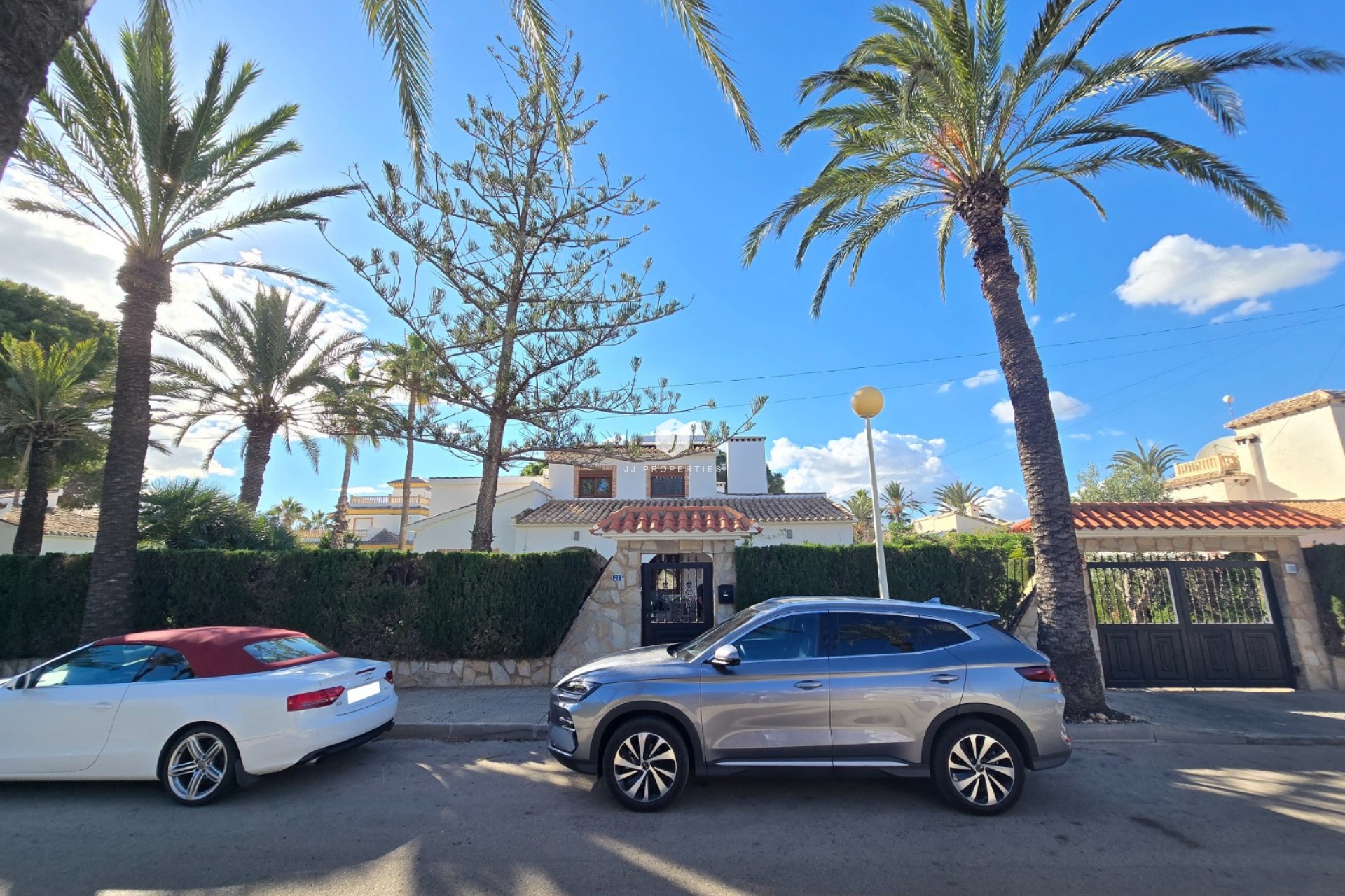 Tweedehands - Villa -
Orihuela Costa - Costa Blanca