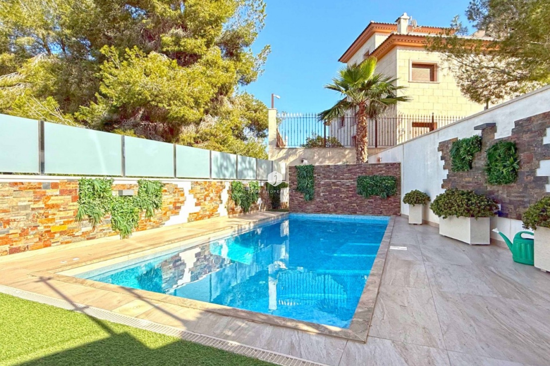Tweedehands - Villa -
Orihuela Costa - Costa Blanca