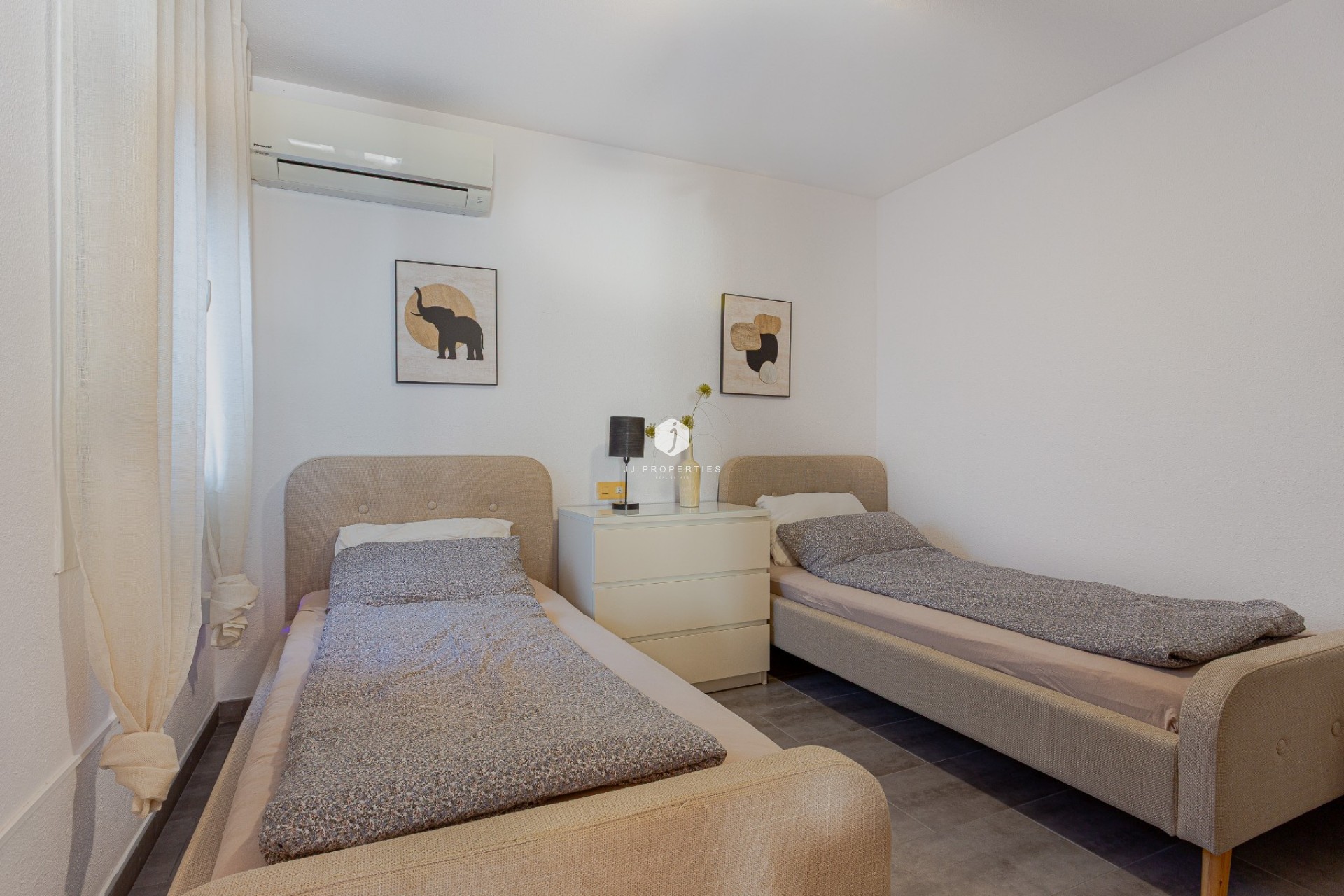 Tweedehands - Villa -
Orihuela Costa - Costa Blanca