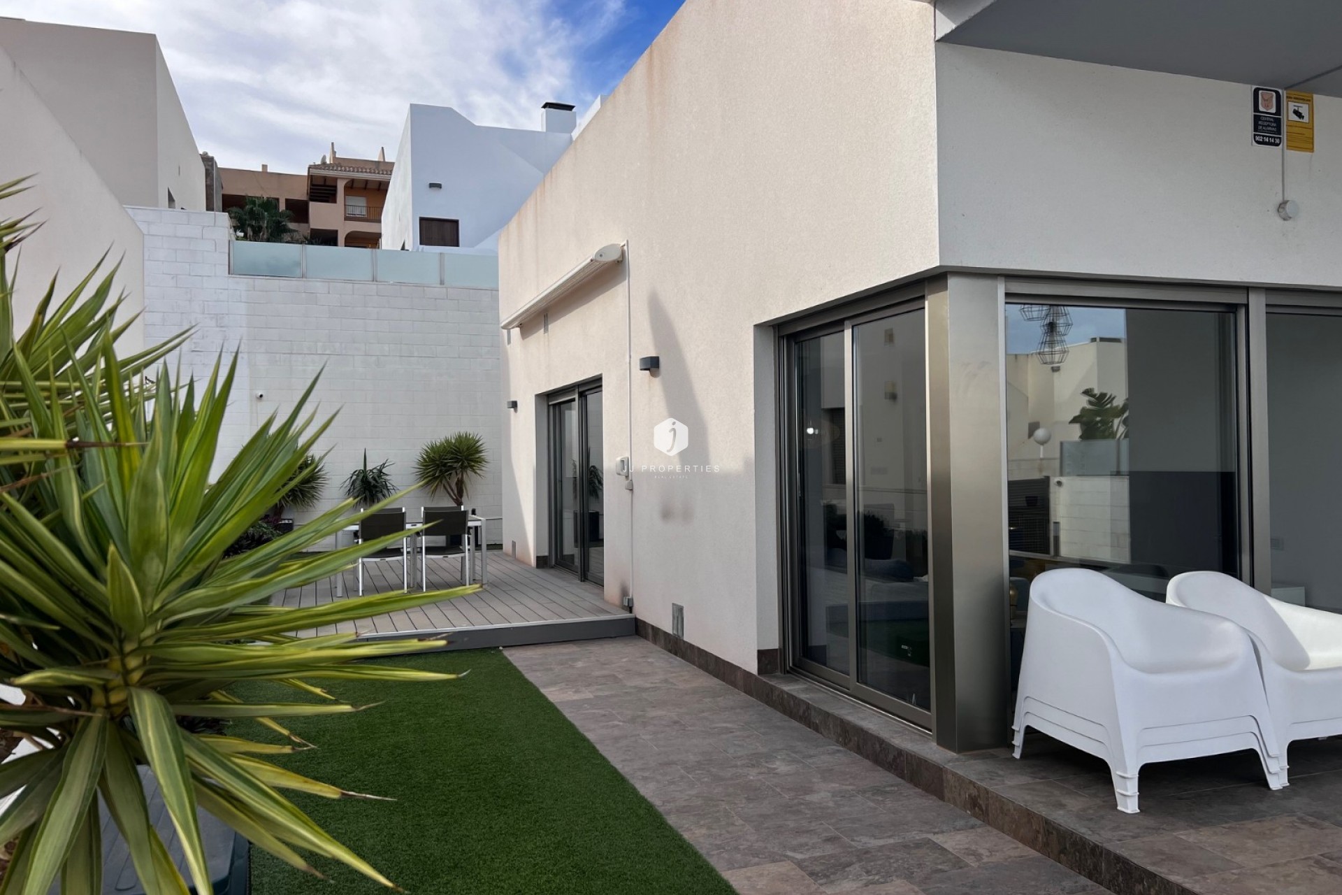 Tweedehands - Villa -
Orihuela Costa - Costa Blanca