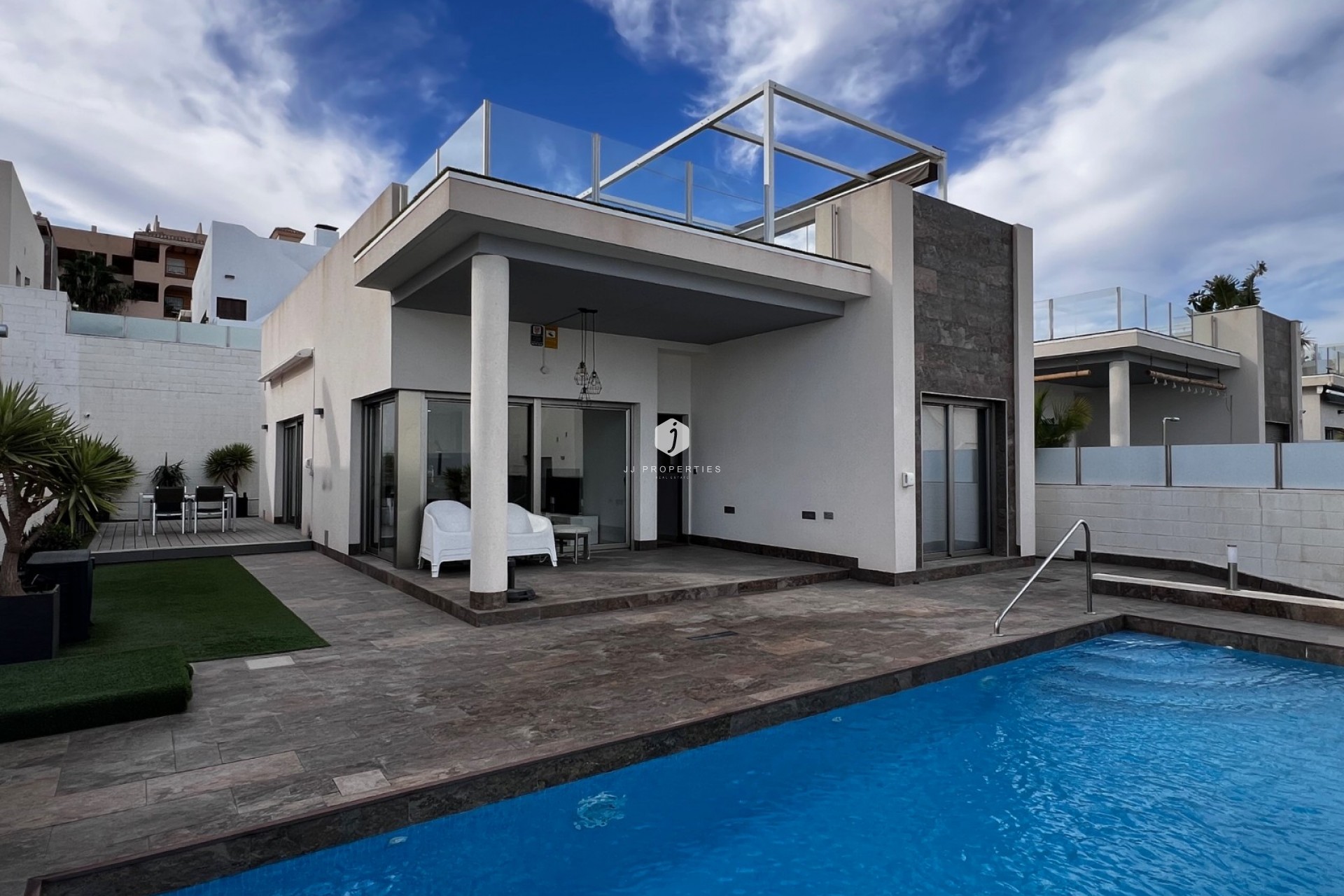 Tweedehands - Villa -
Orihuela Costa - Costa Blanca