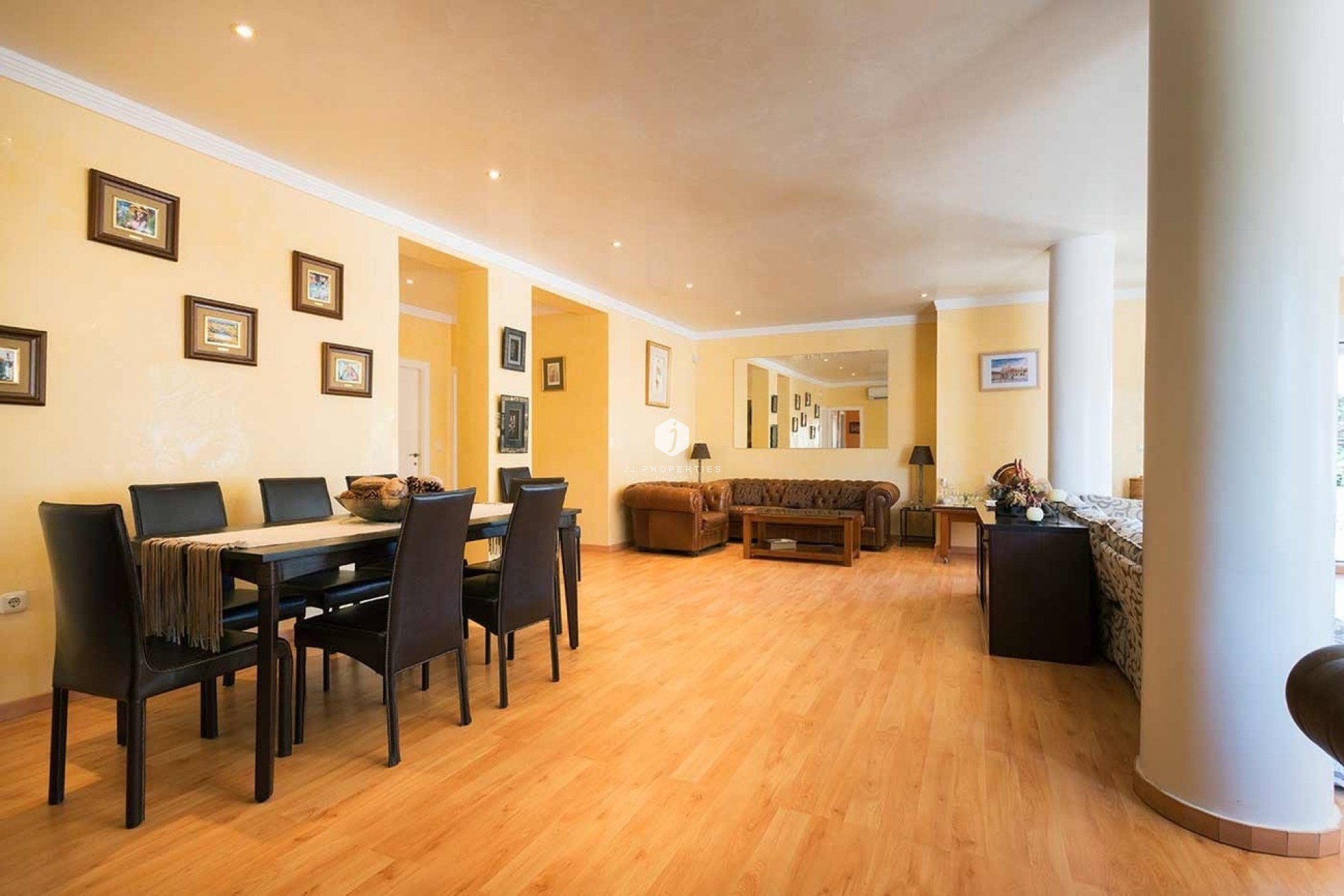 Tweedehands - Villa -
Orihuela Costa - Costa Blanca
