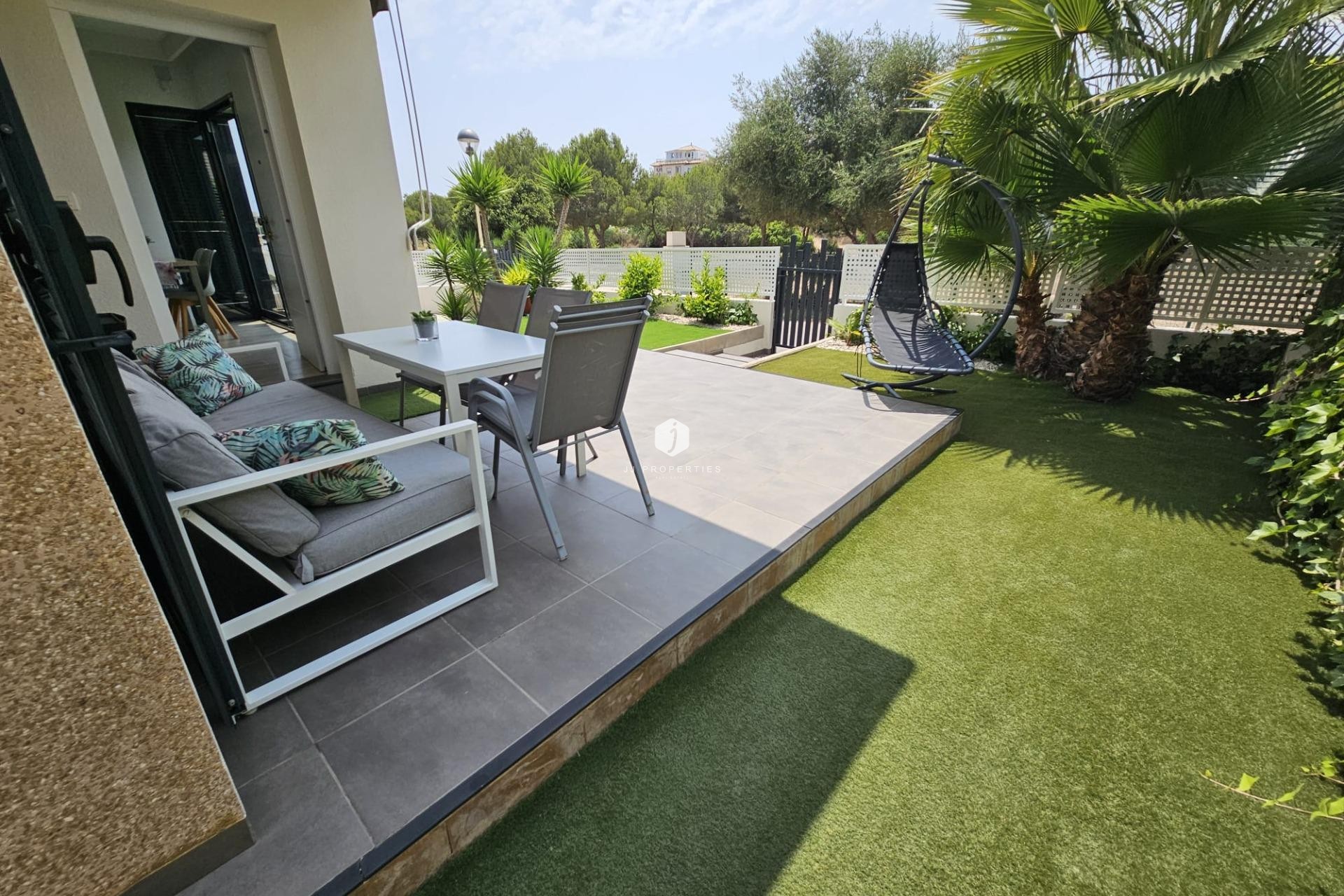 Tweedehands - Villa -
Orihuela Costa - La Regia