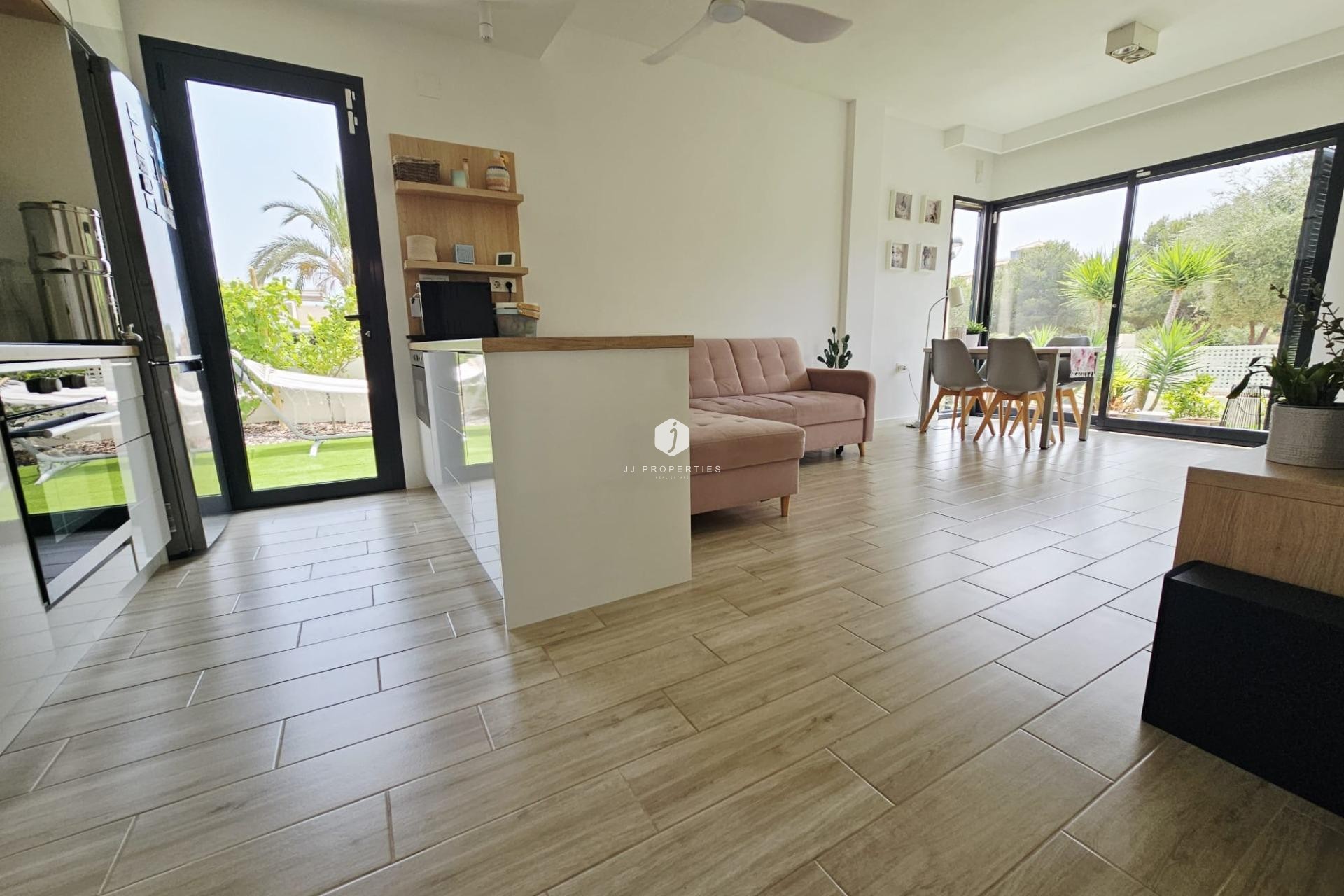 Tweedehands - Villa -
Orihuela Costa - La Regia