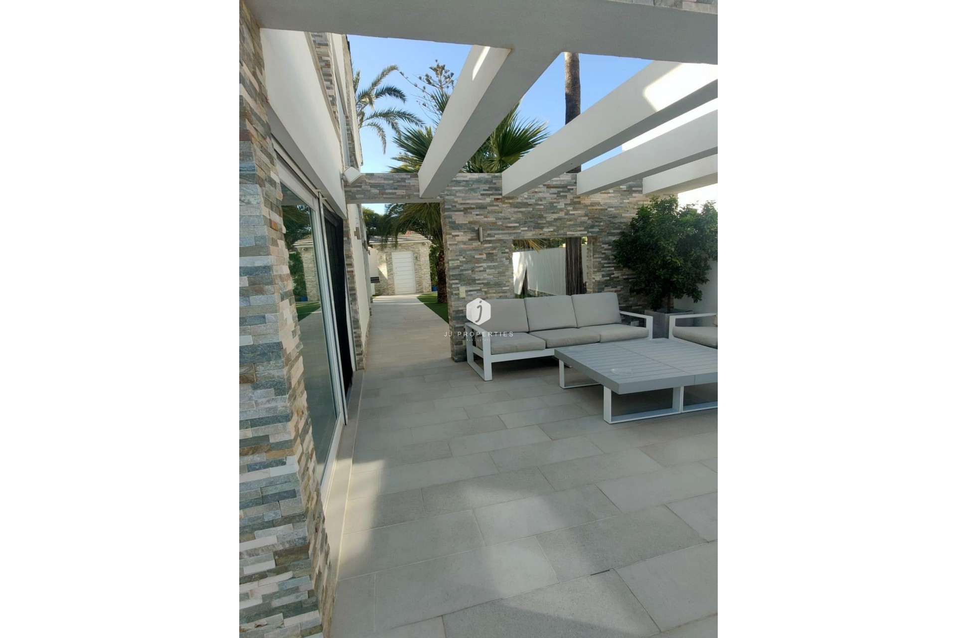 Tweedehands - Villa -
Orihuela Costa - La Zenia