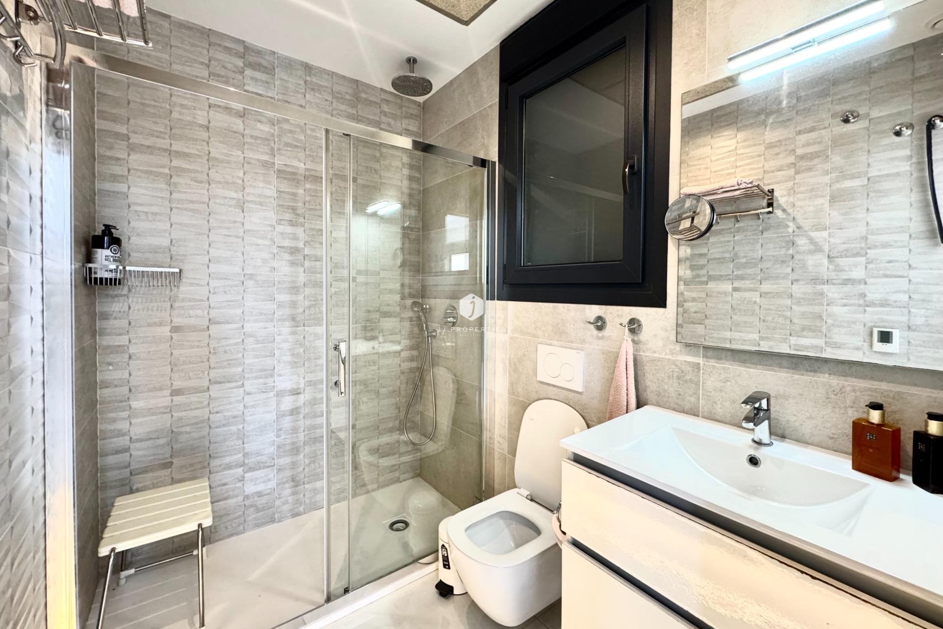 Tweedehands - Villa -
Orihuela Costa - Lomas de Cabo Roig