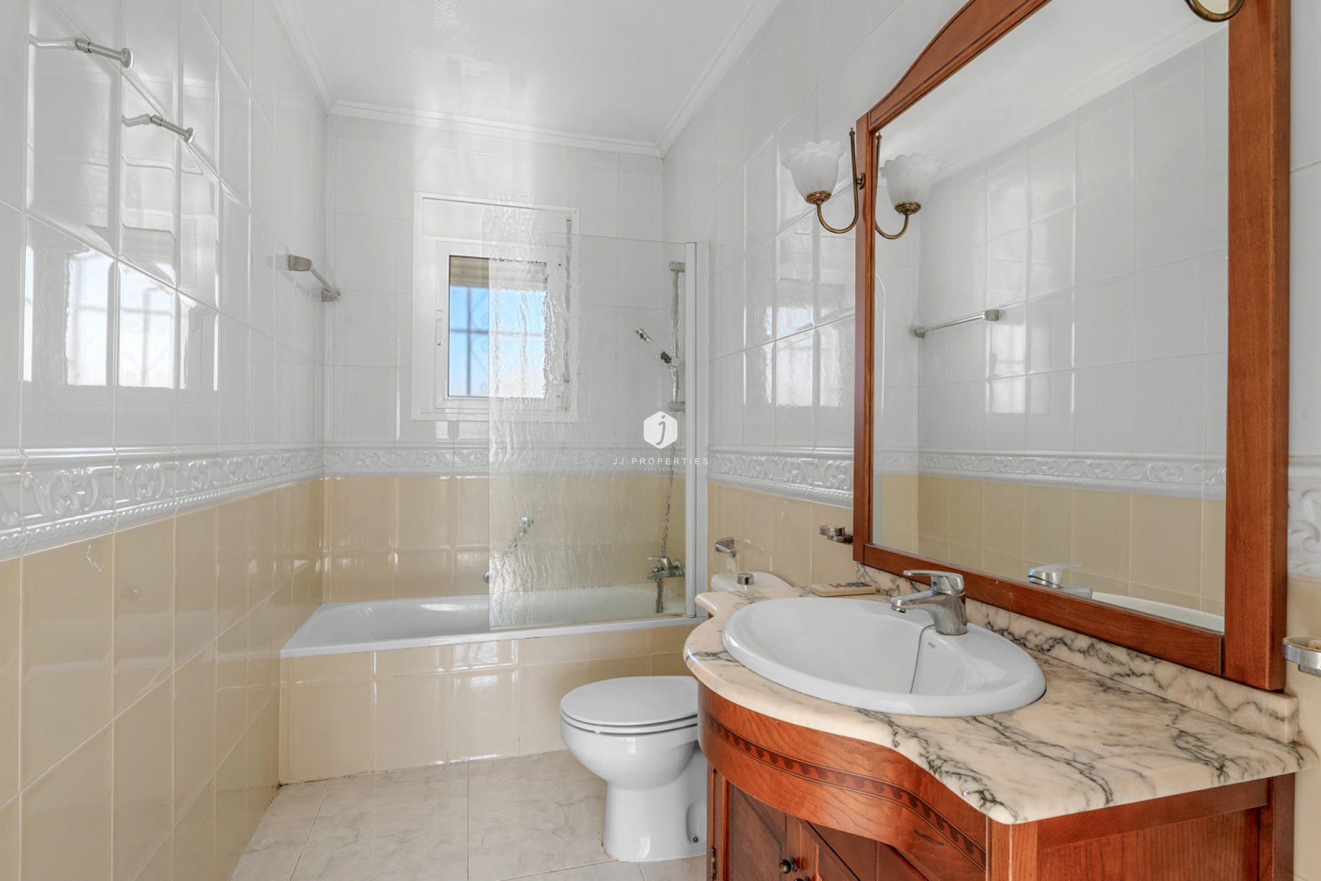 Tweedehands - Villa -
Rojales - Inland