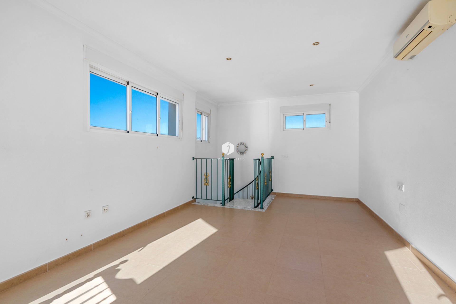 Tweedehands - Villa -
Rojales - Inland