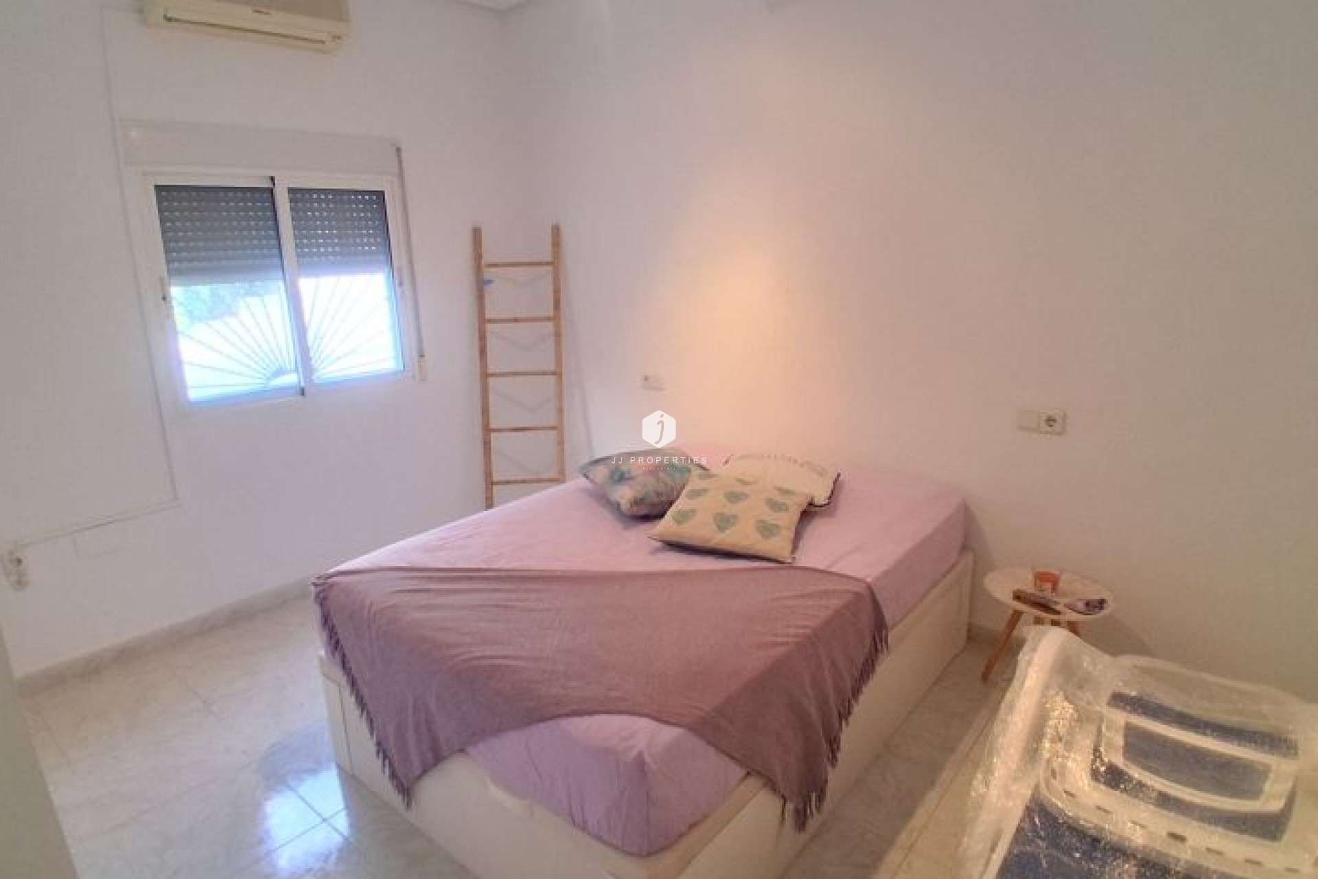 Tweedehands - Villa -
Rojales - Inland