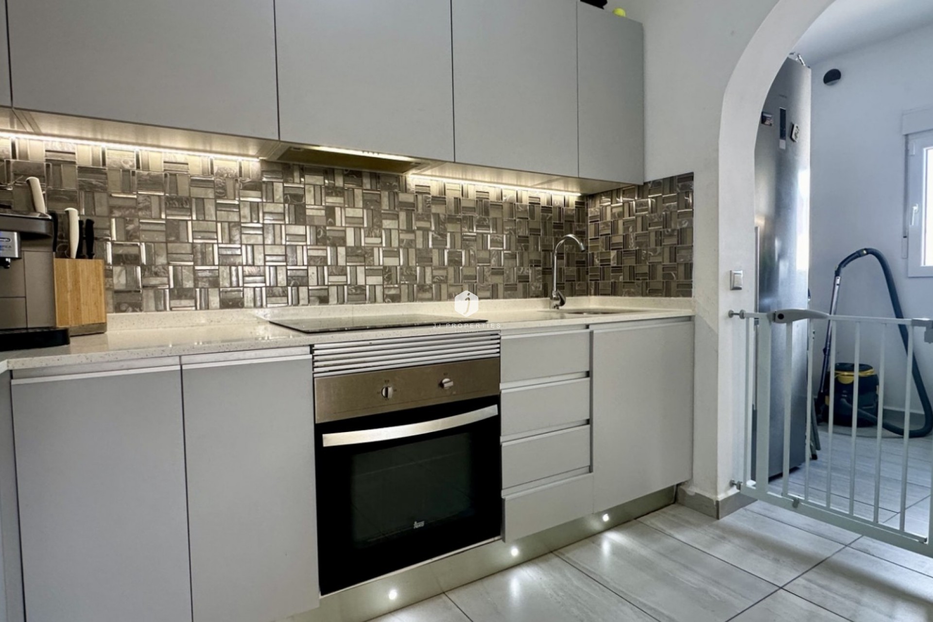 Tweedehands - Villa -
Rojales - Inland