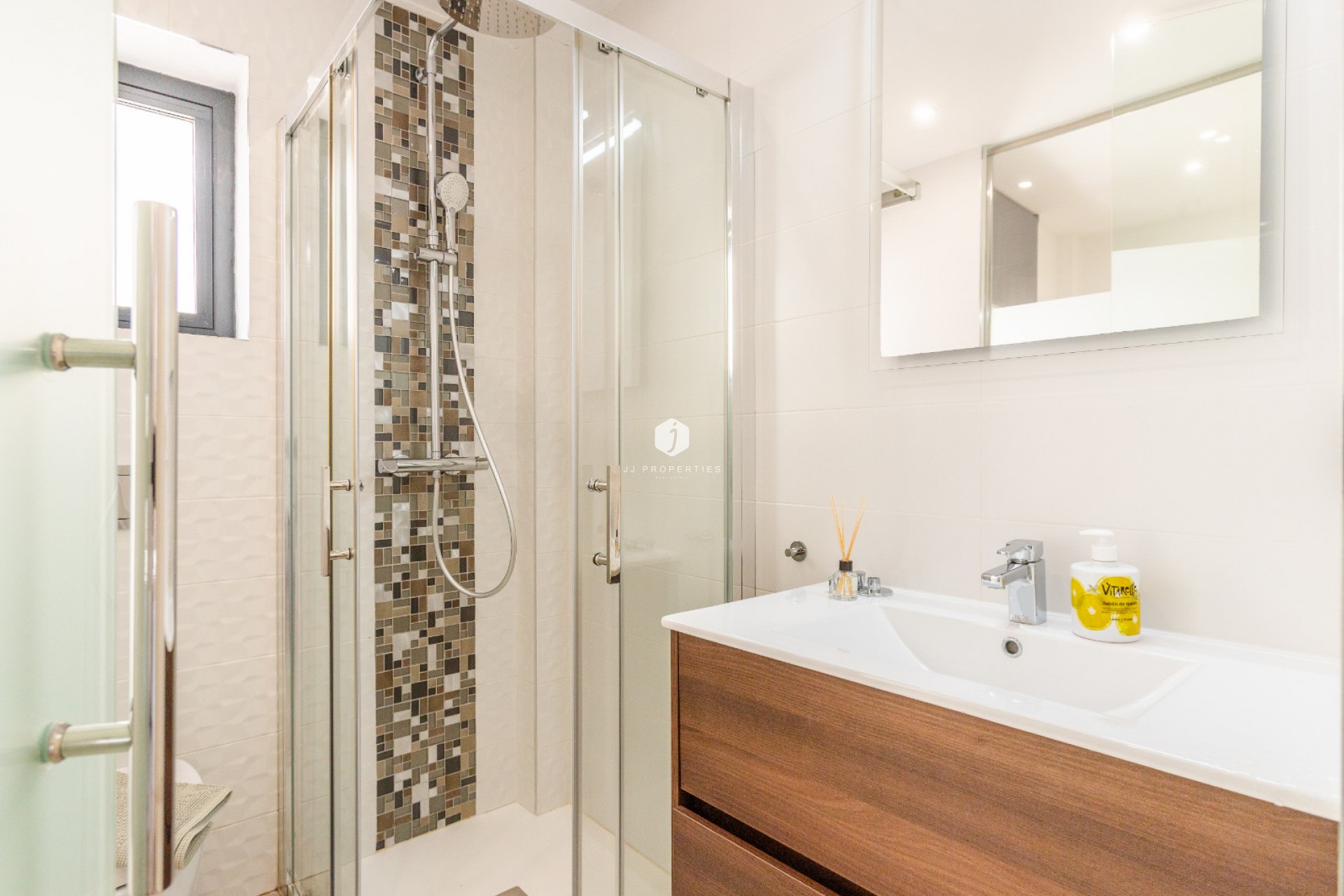 Tweedehands - Villa -
Rojales - Inland