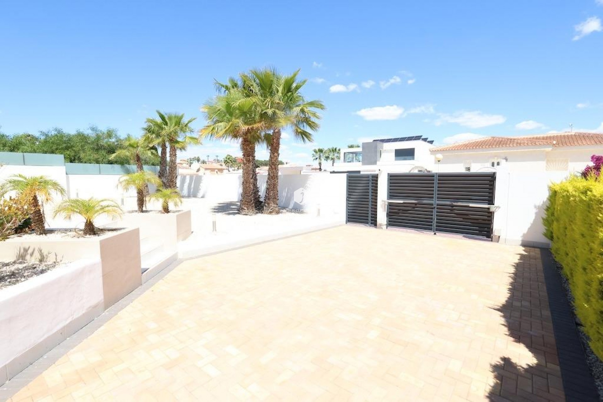 Tweedehands - Villa -
Rojales - Inland